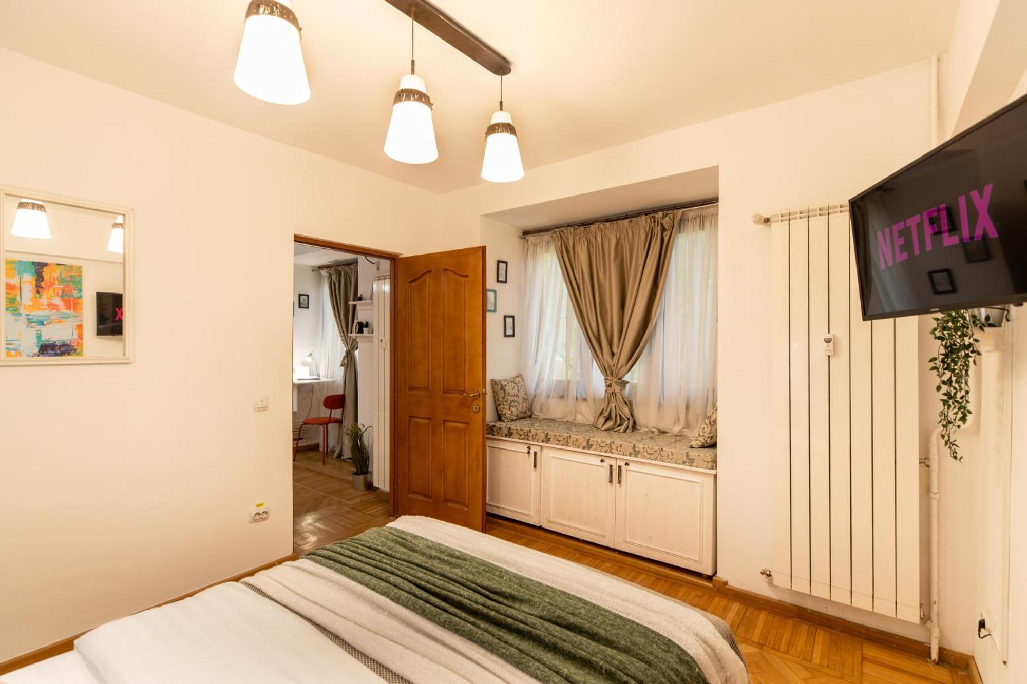 Apartament 2br At Piata Natiunilor Unite: Perfect For Center