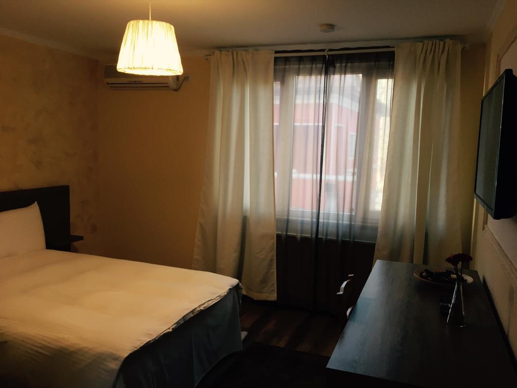 Mic Hotel