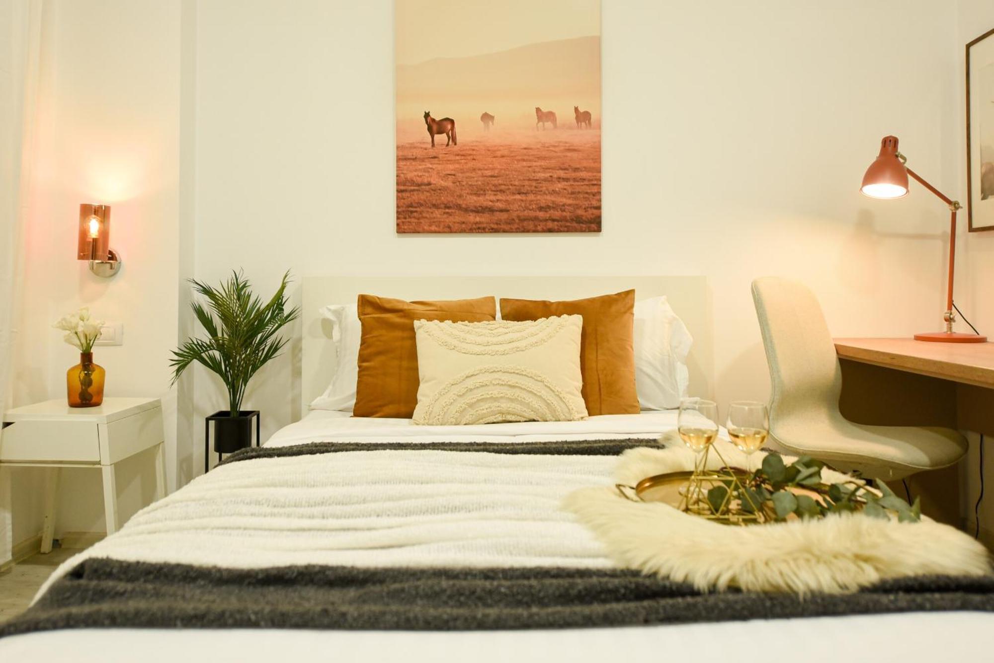 Ideal - Spacious & Modern Near Unirii Square
