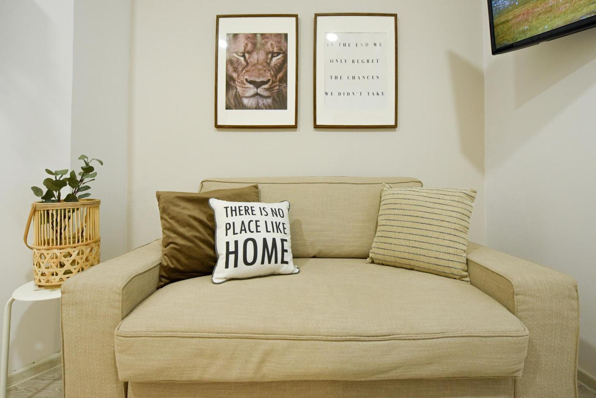 Apartment Ideal - Spacious & Modern Near Unirii Square
