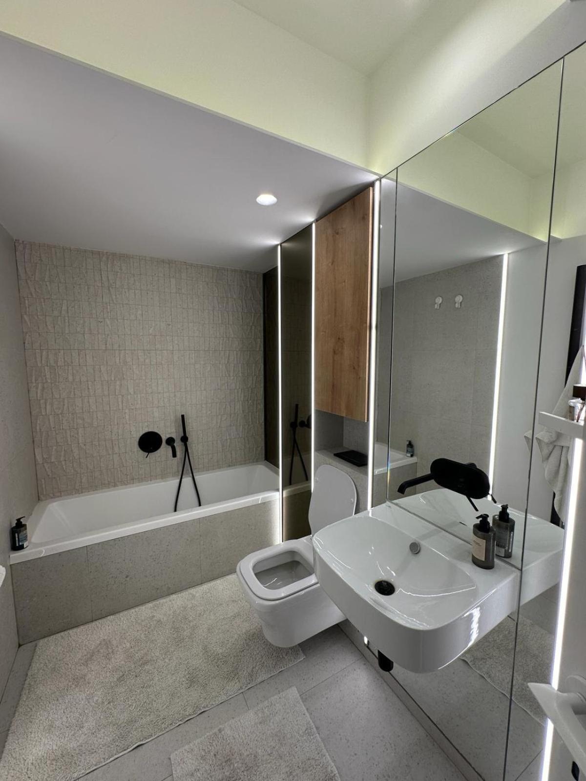 De Lux Apartamento *