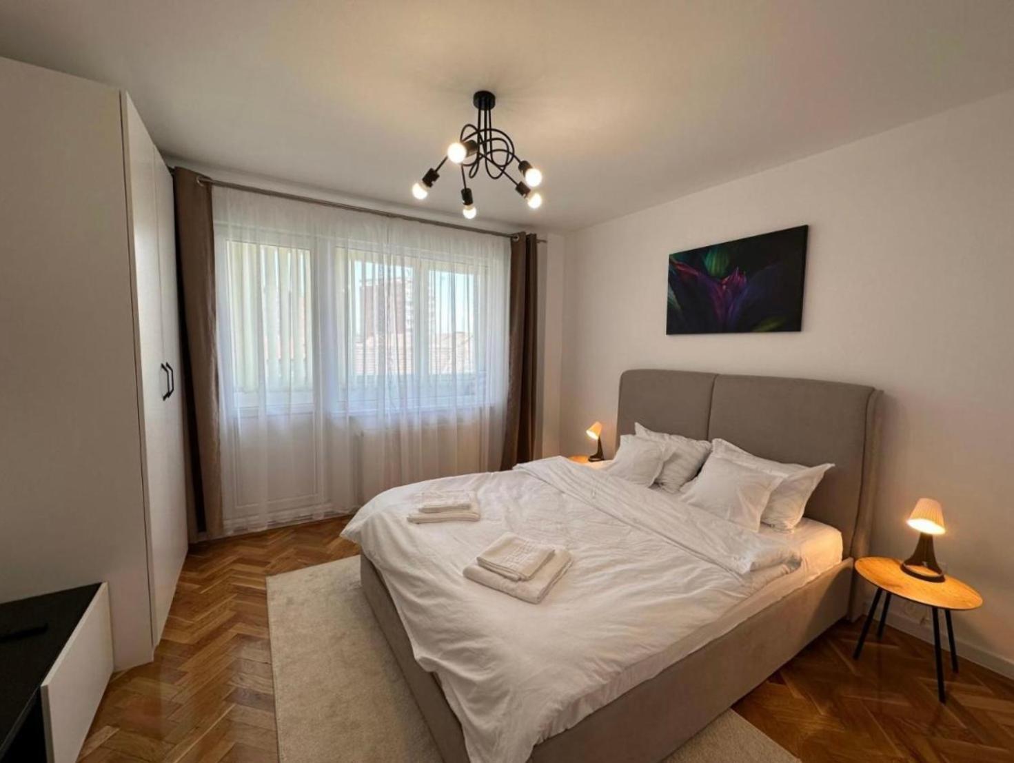 Miraj * Bucharest