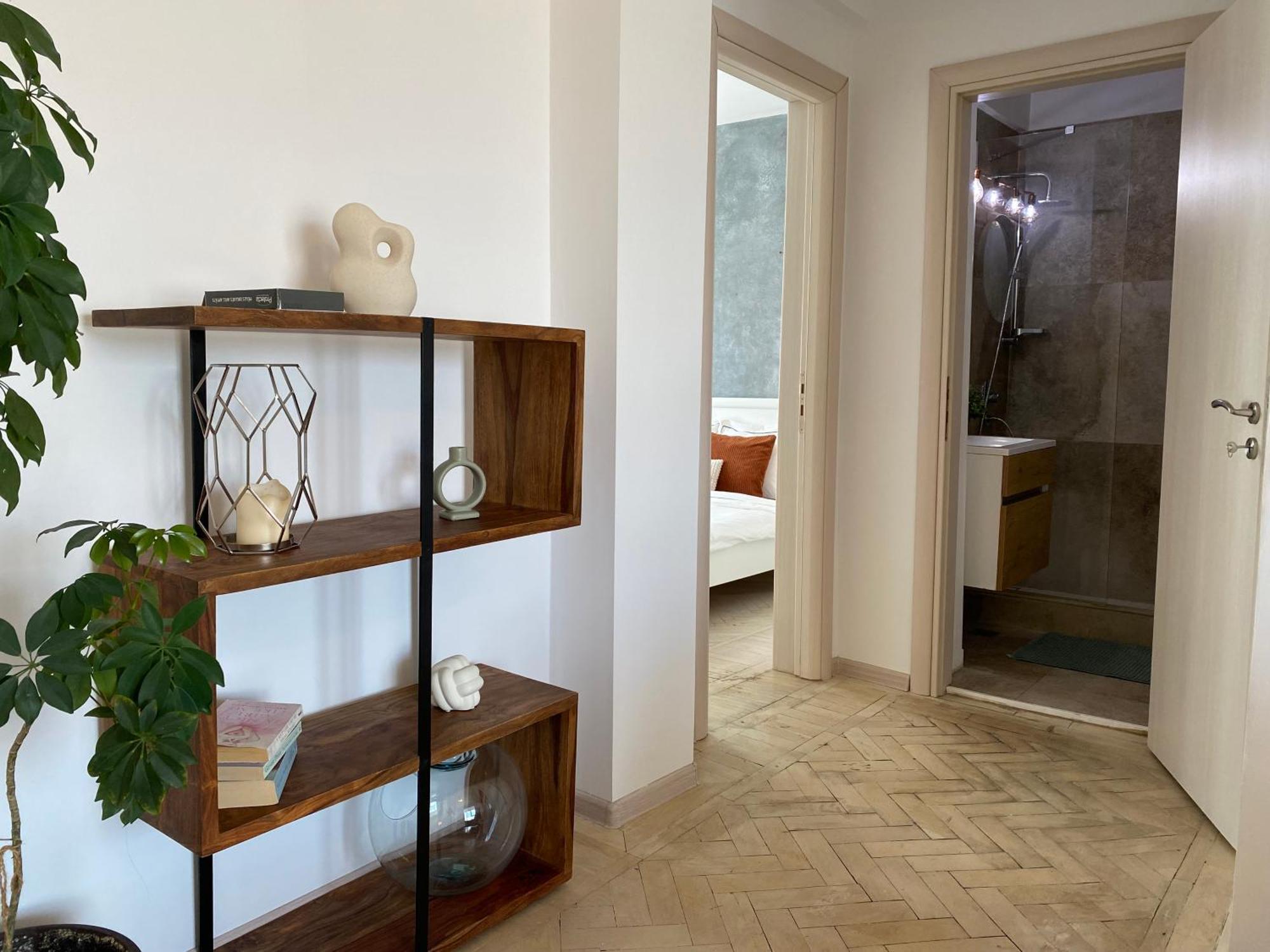Apartament Old Town Overlooking - Vibrant 2br *