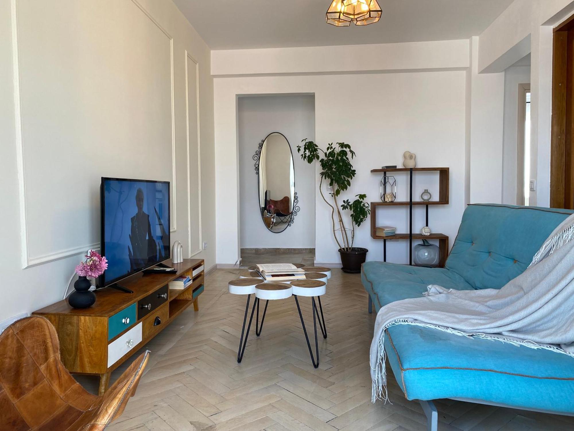 Apartament Old Town Overlooking - Vibrant 2br