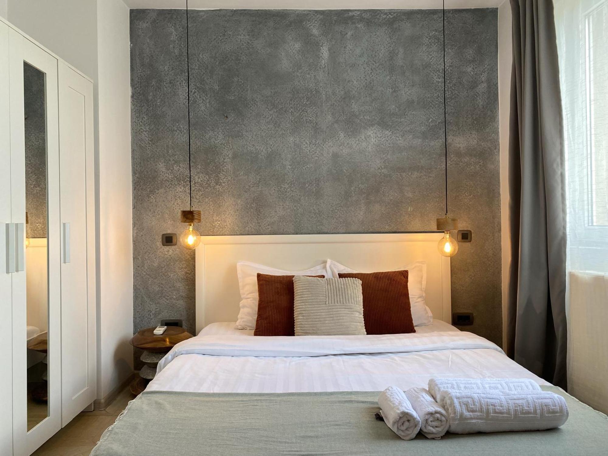 Old Town Overlooking - Vibrant 2br Apartament Bucureşti