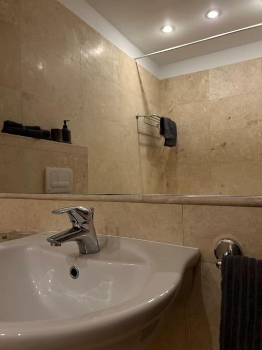 Mosh Herastrau Apartment *