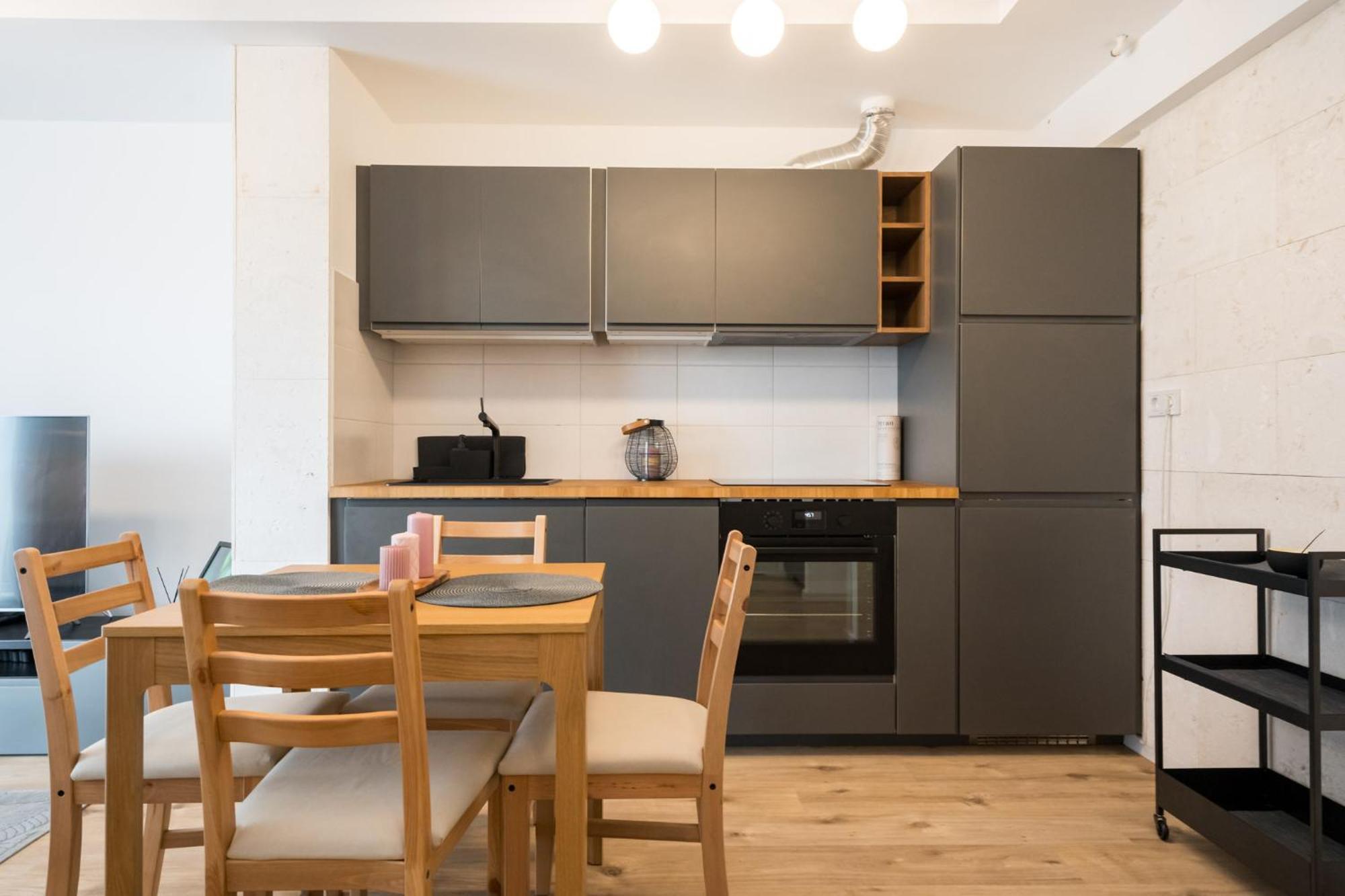 Arrivederci - Elegant 1br In Belvedere *