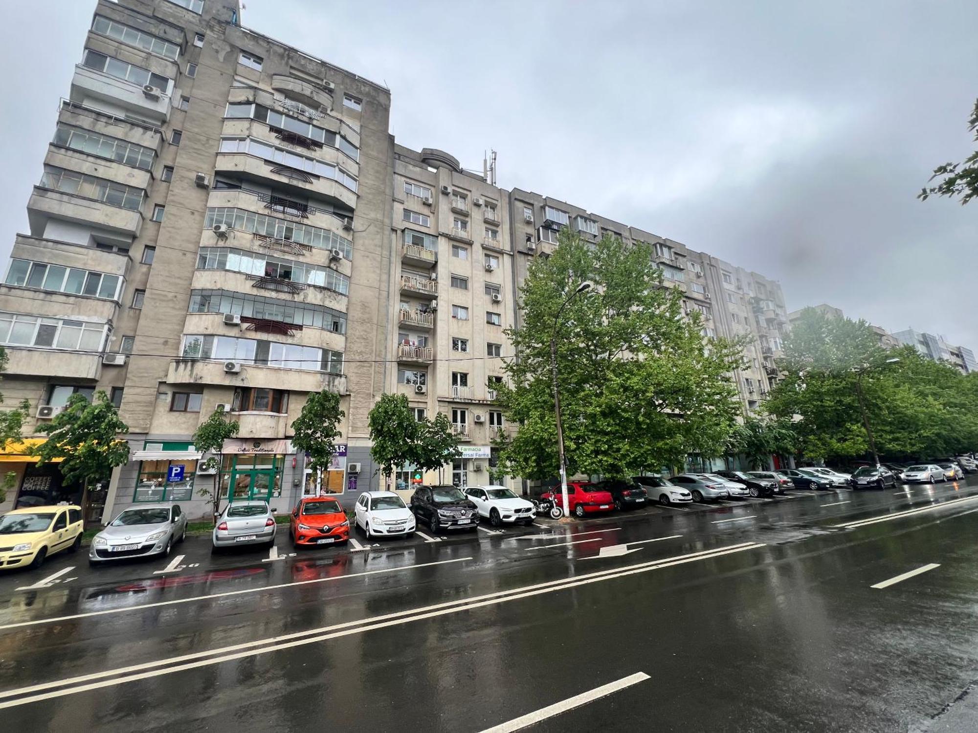 Riverside View * Bucharest
