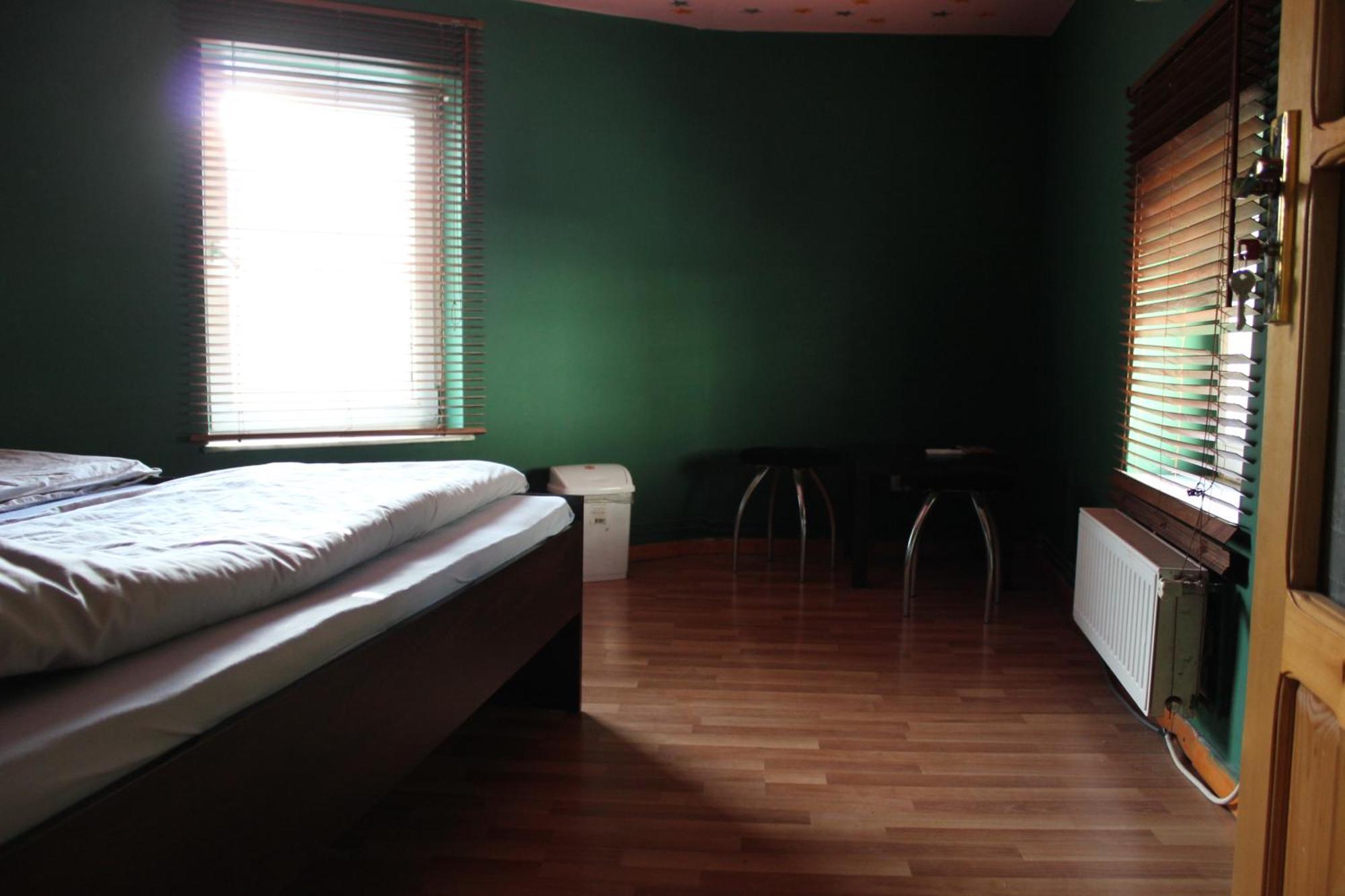 Hostel Fun House *