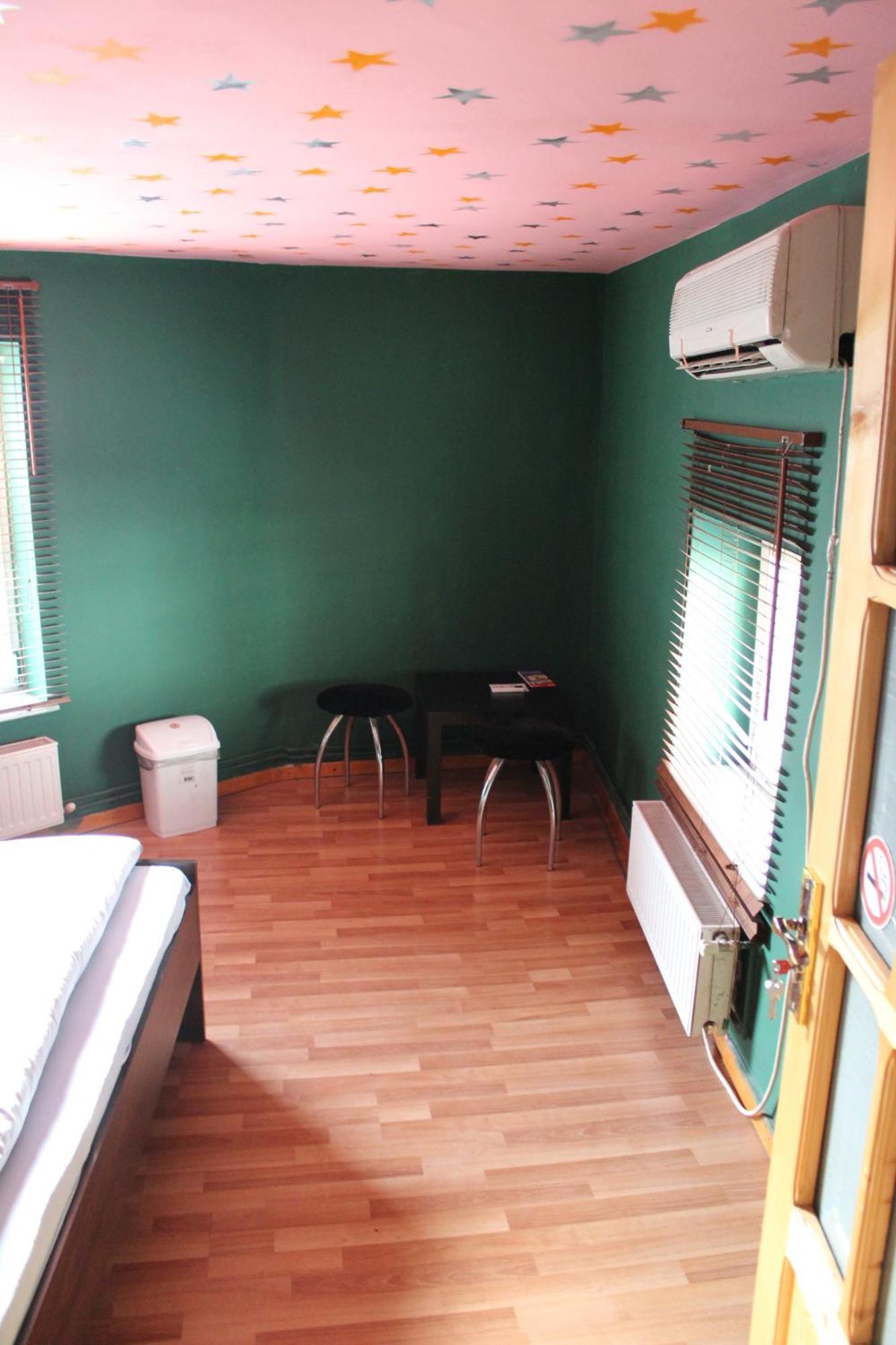 Hostel Fun House Bucharest