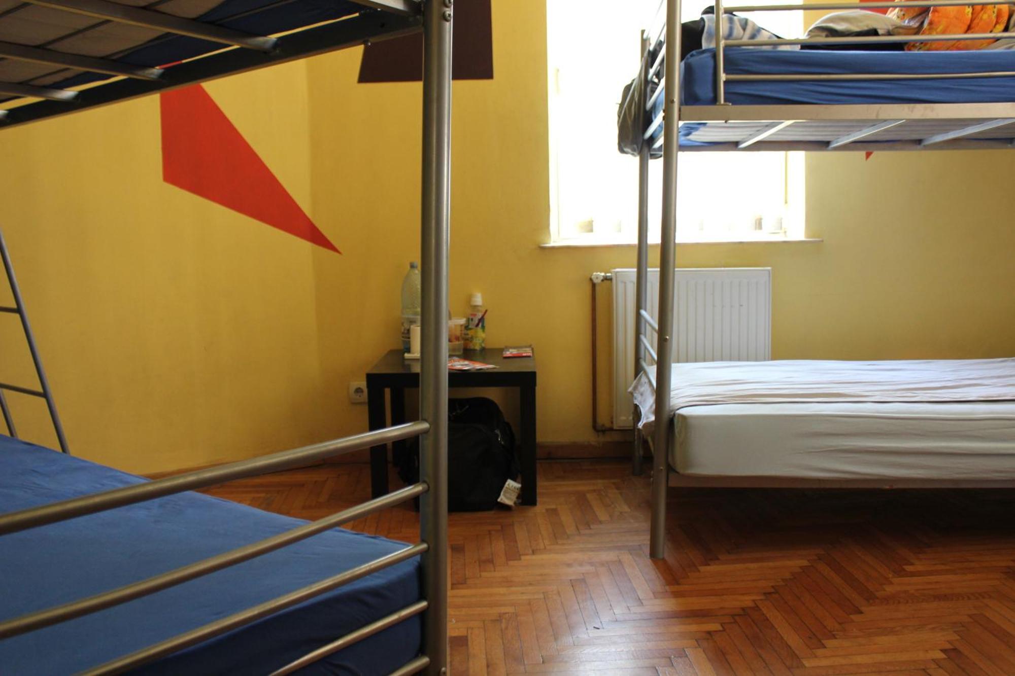 Hostel Fun House