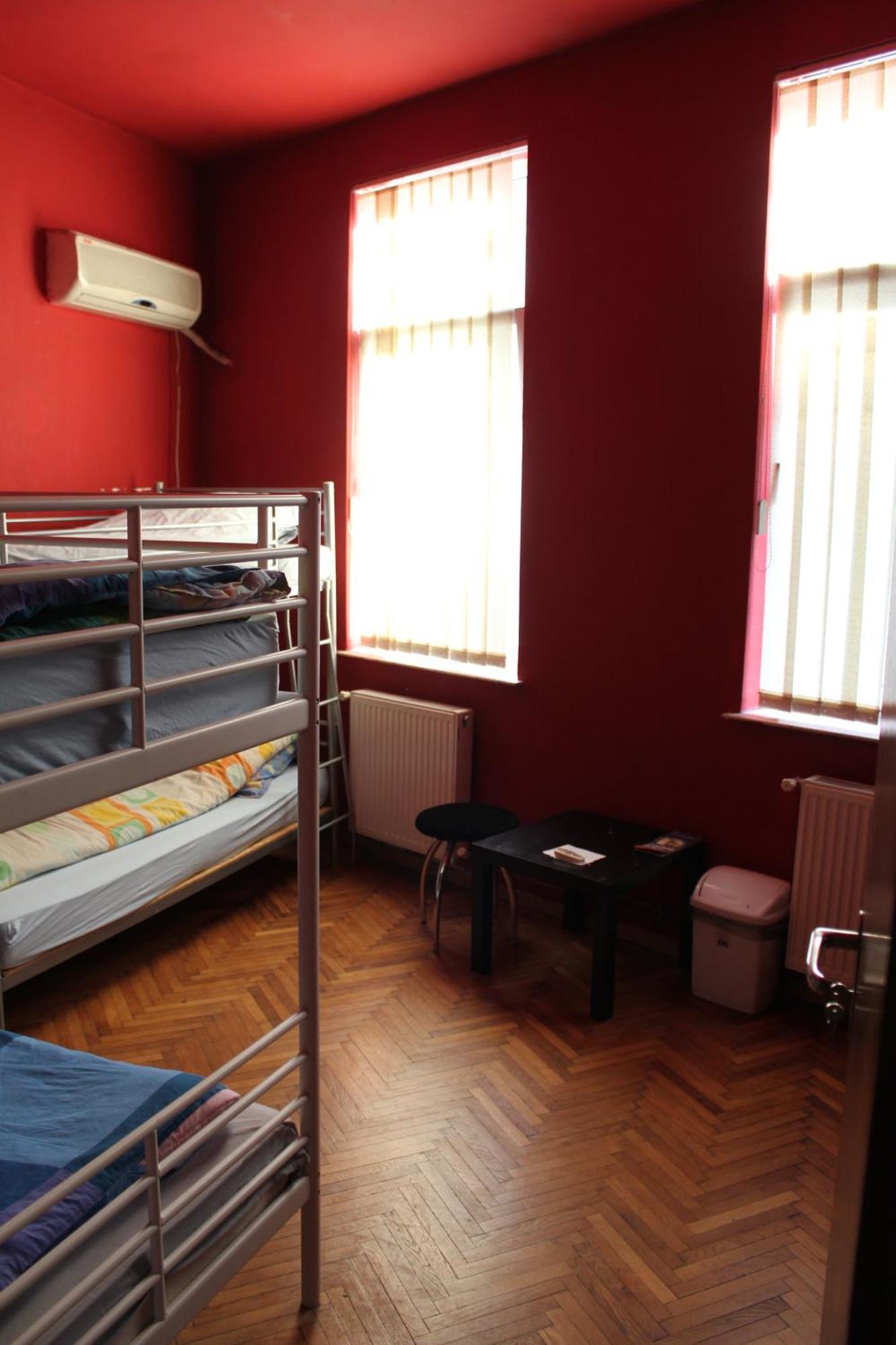 Hostel Fun House