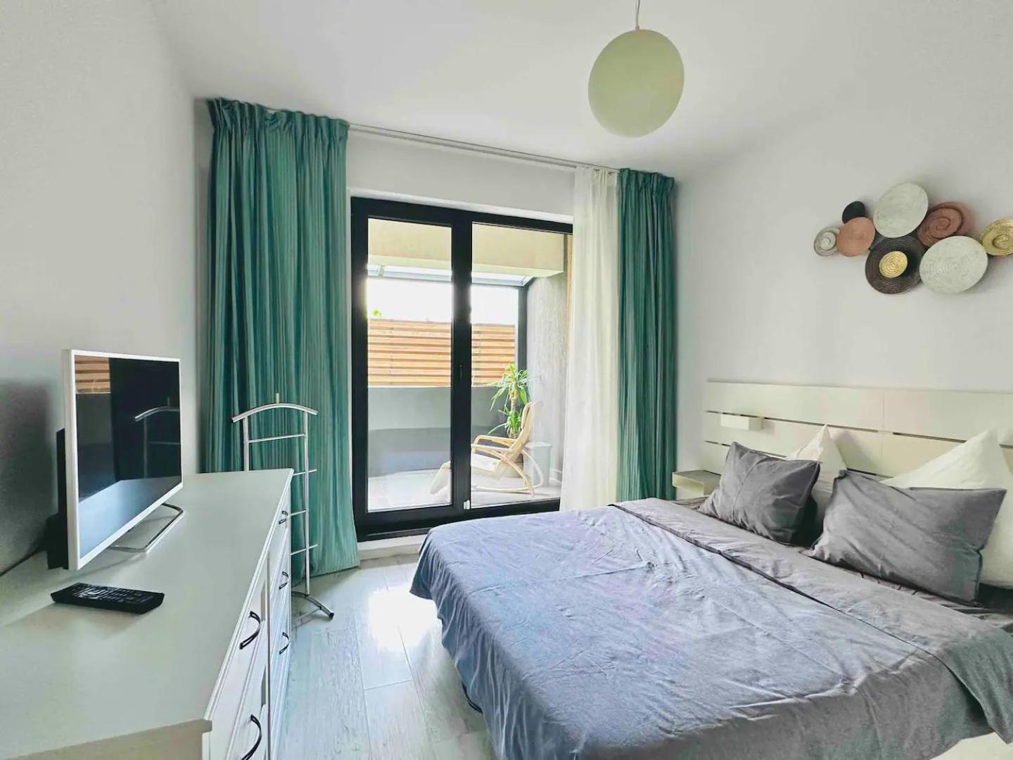 Lazo Two Room- Luxury