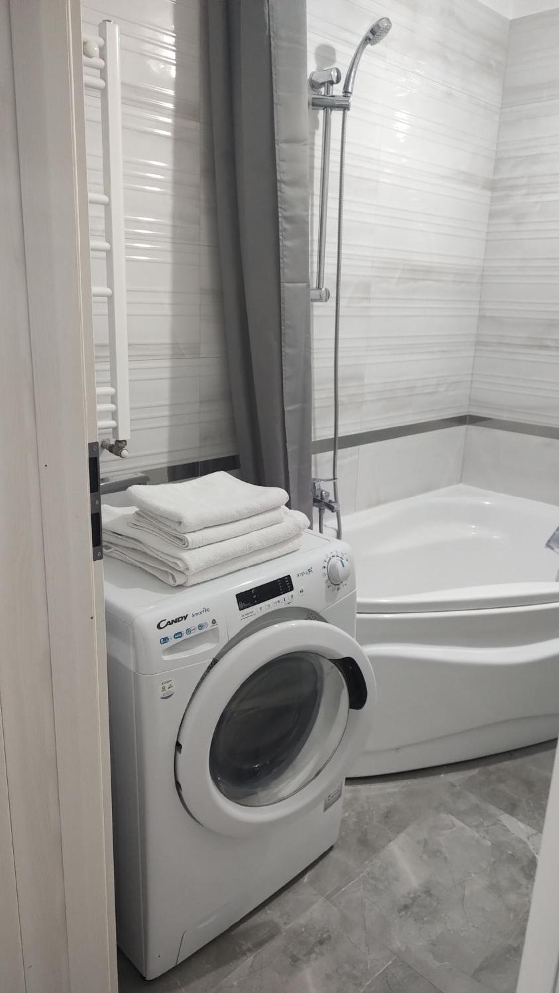 Luxury 2 Free Parking Air Conditioning Espresso Modern Bright View Full Complet Utilat Bucareste