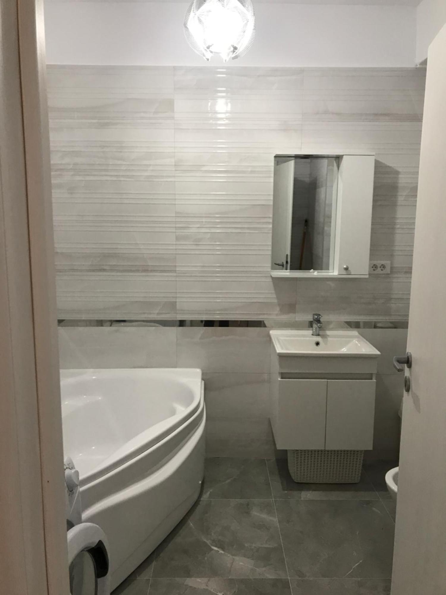 Luxury 2 Free Parking Air Conditioning Espresso Modern Bright View Full Complet Utilat Bucareste