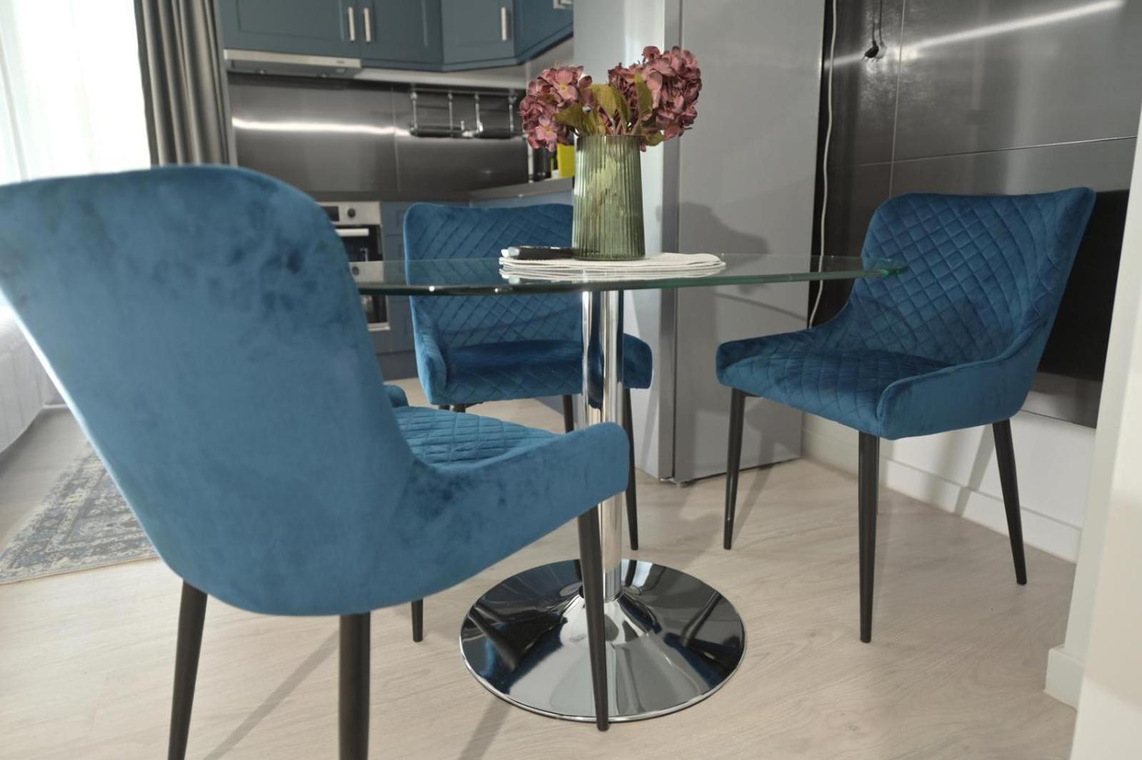 Apartment Chic Near Therme And Airport