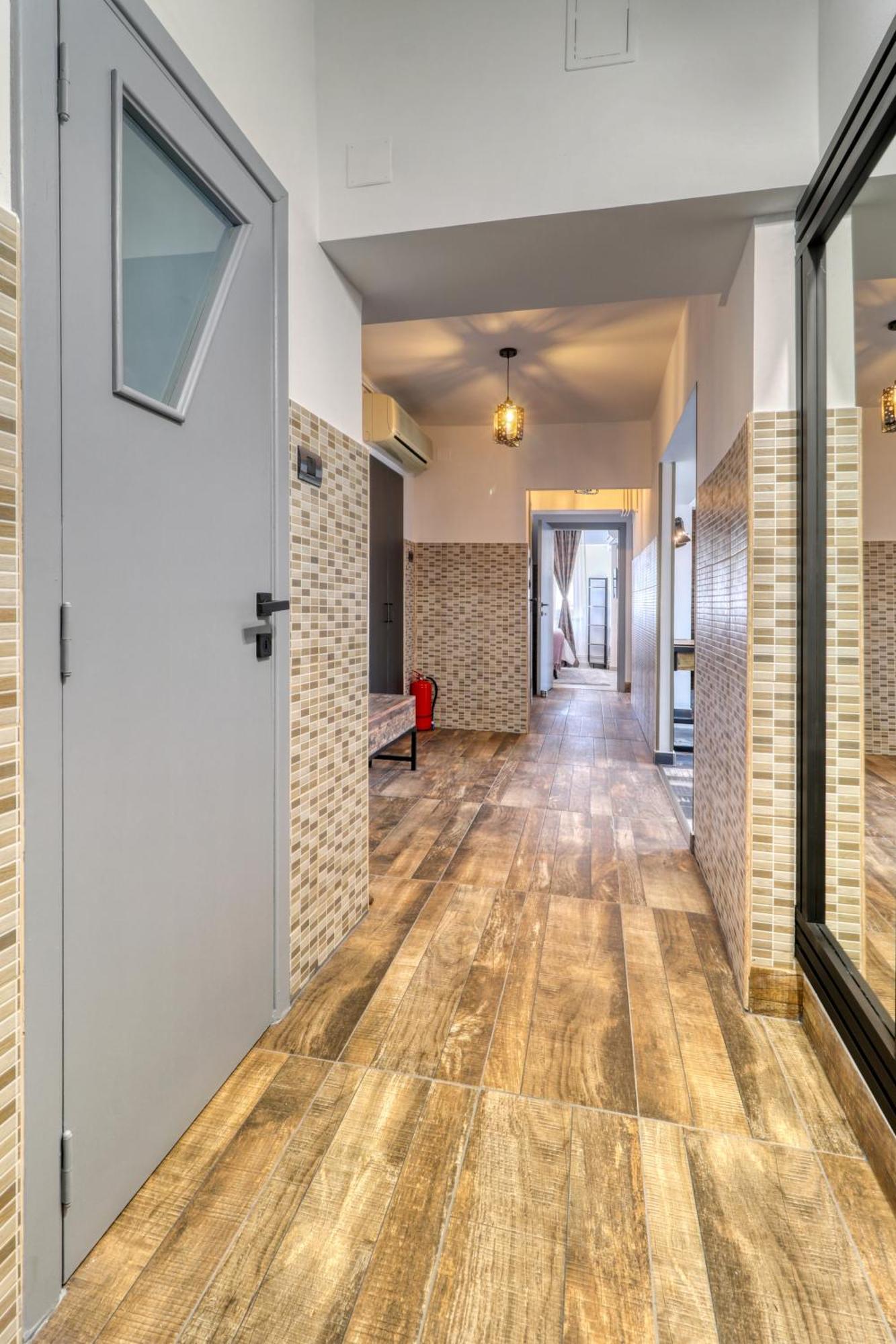 Rdi Elegance Downtown Bucureşti