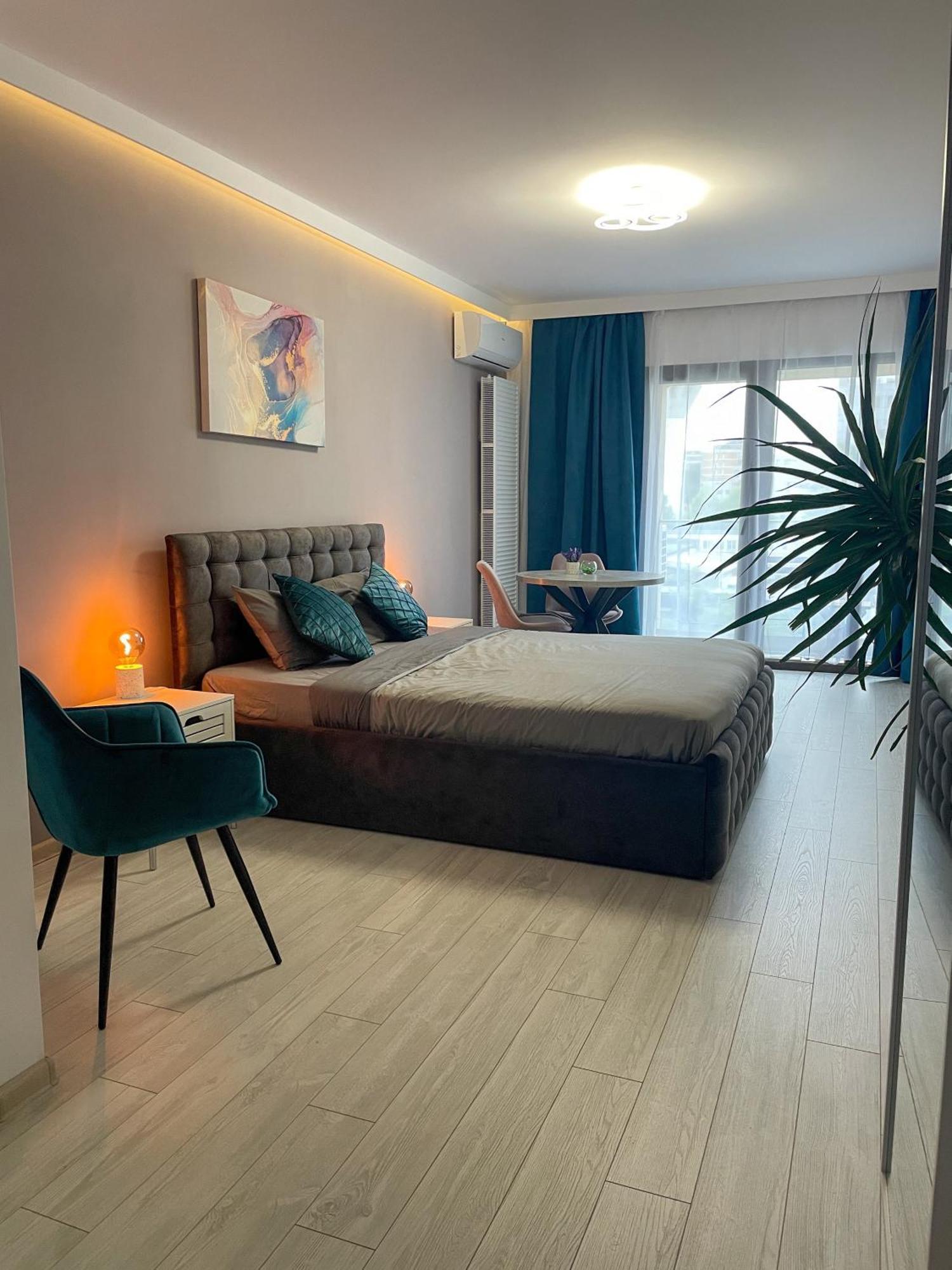 Apartment One Fancy *