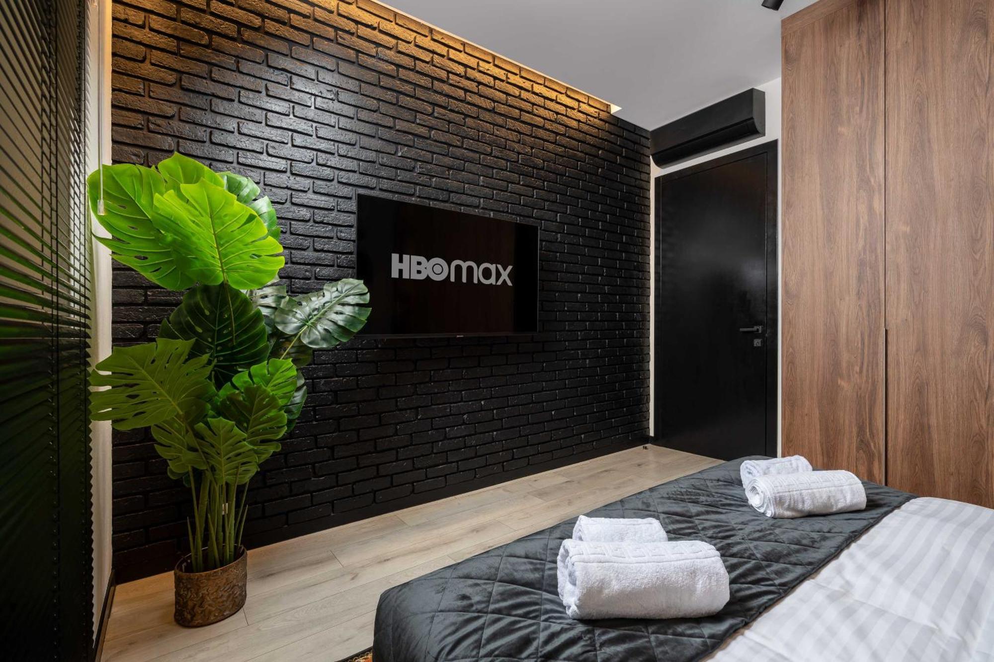 Apartment Win Herastrau - Luxury Design 2br - Parking *