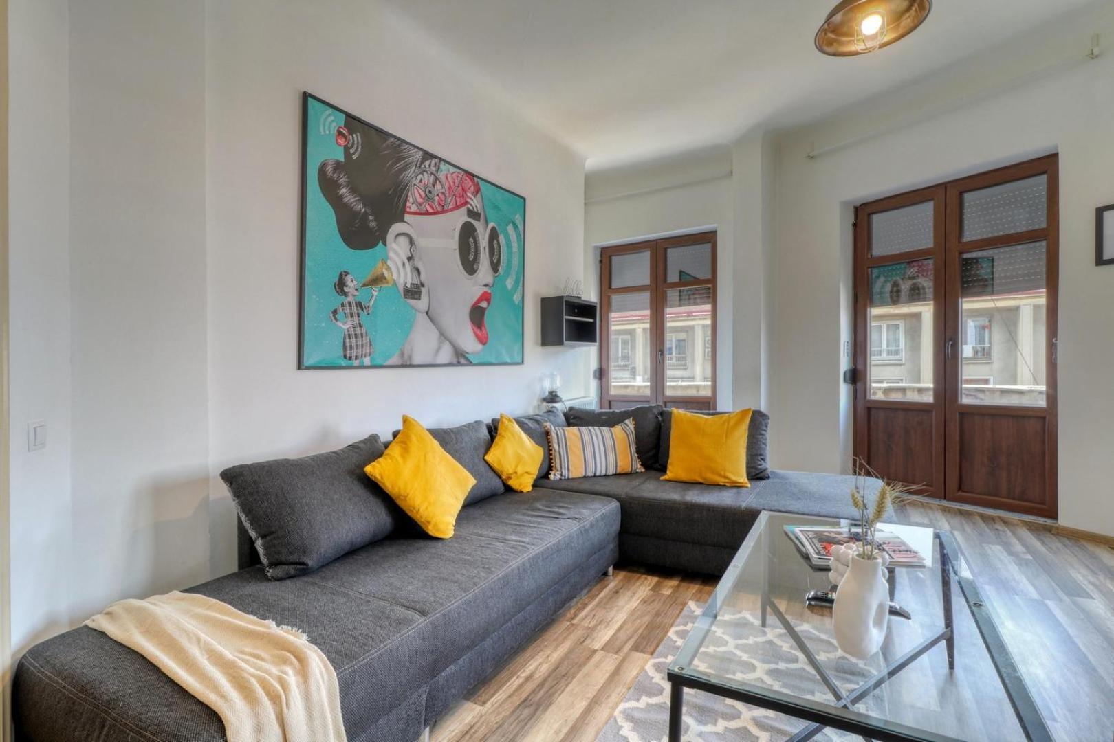 Apartment Charm