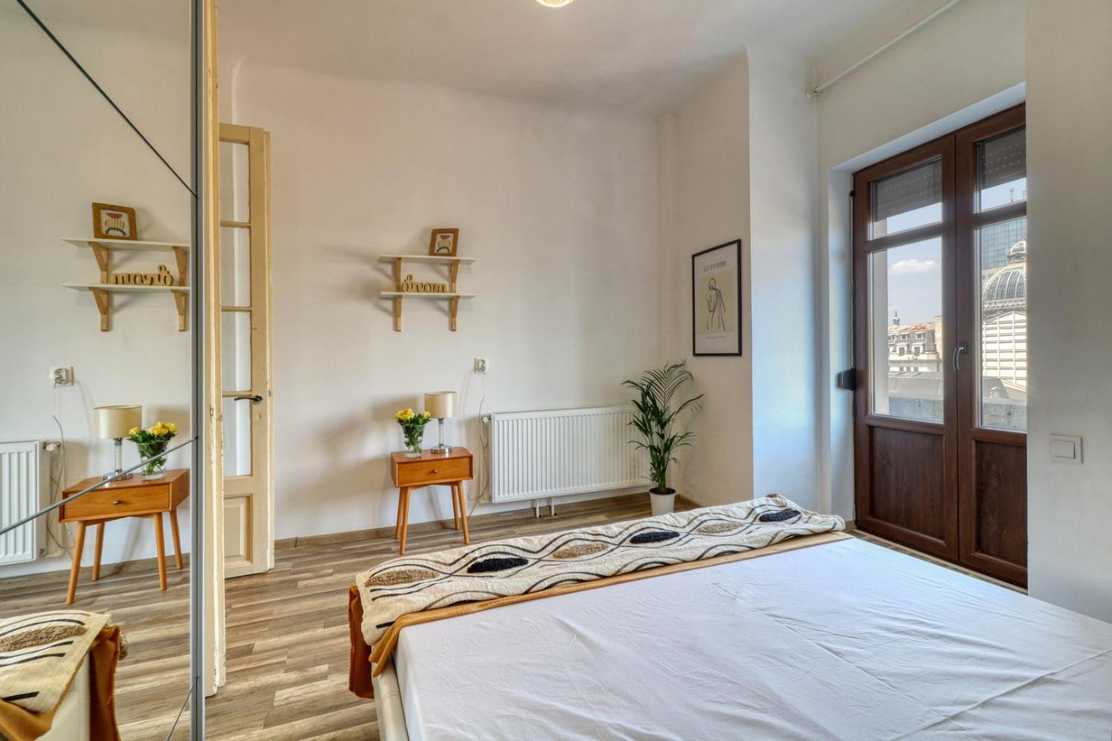 Apartment Charm