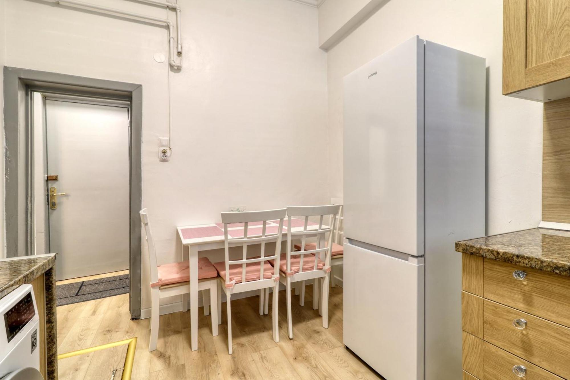Apartment Central Charm Retreat *