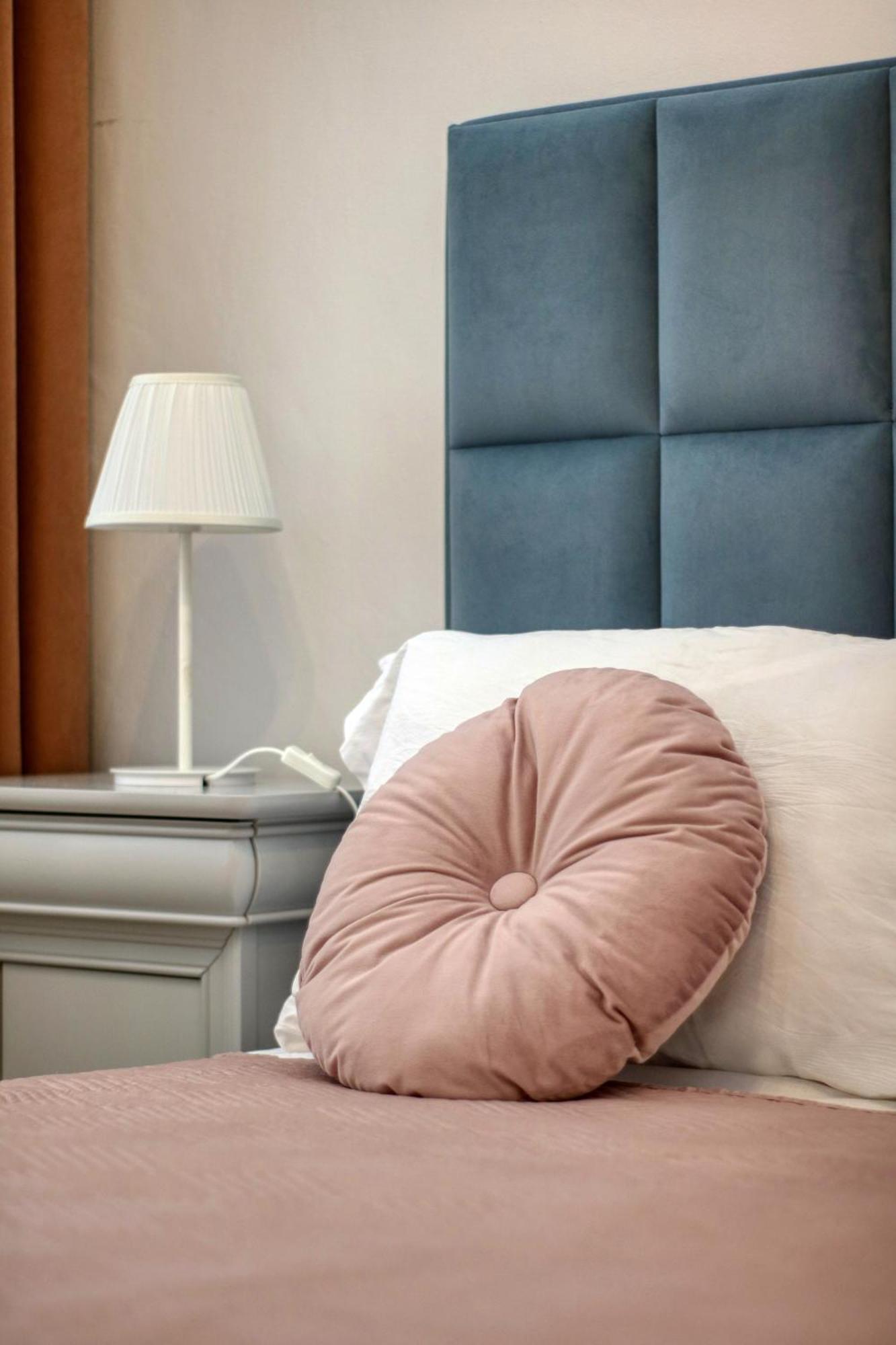 Central Charm Retreat