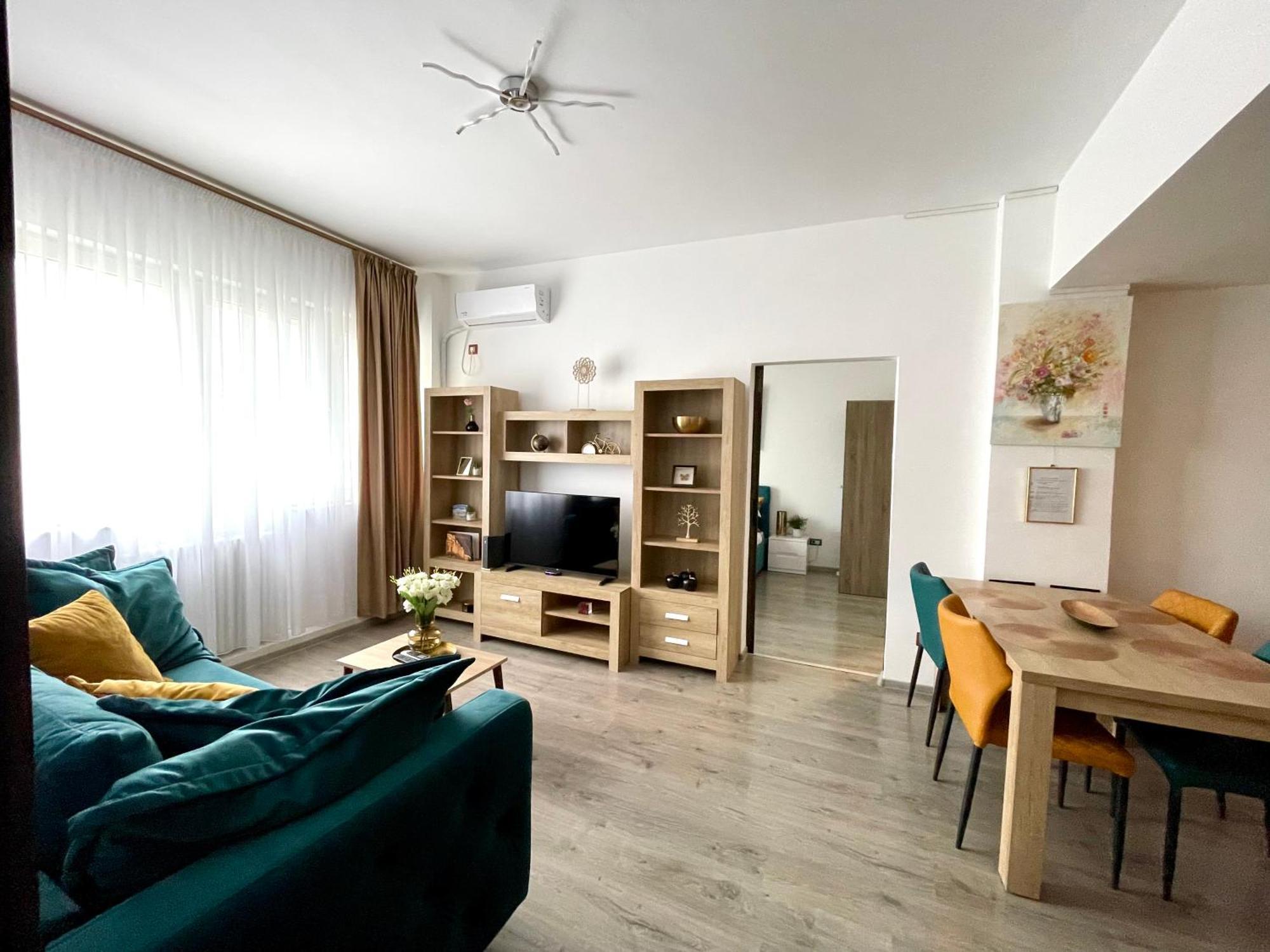 Metropole Square Apartament Bucureşti