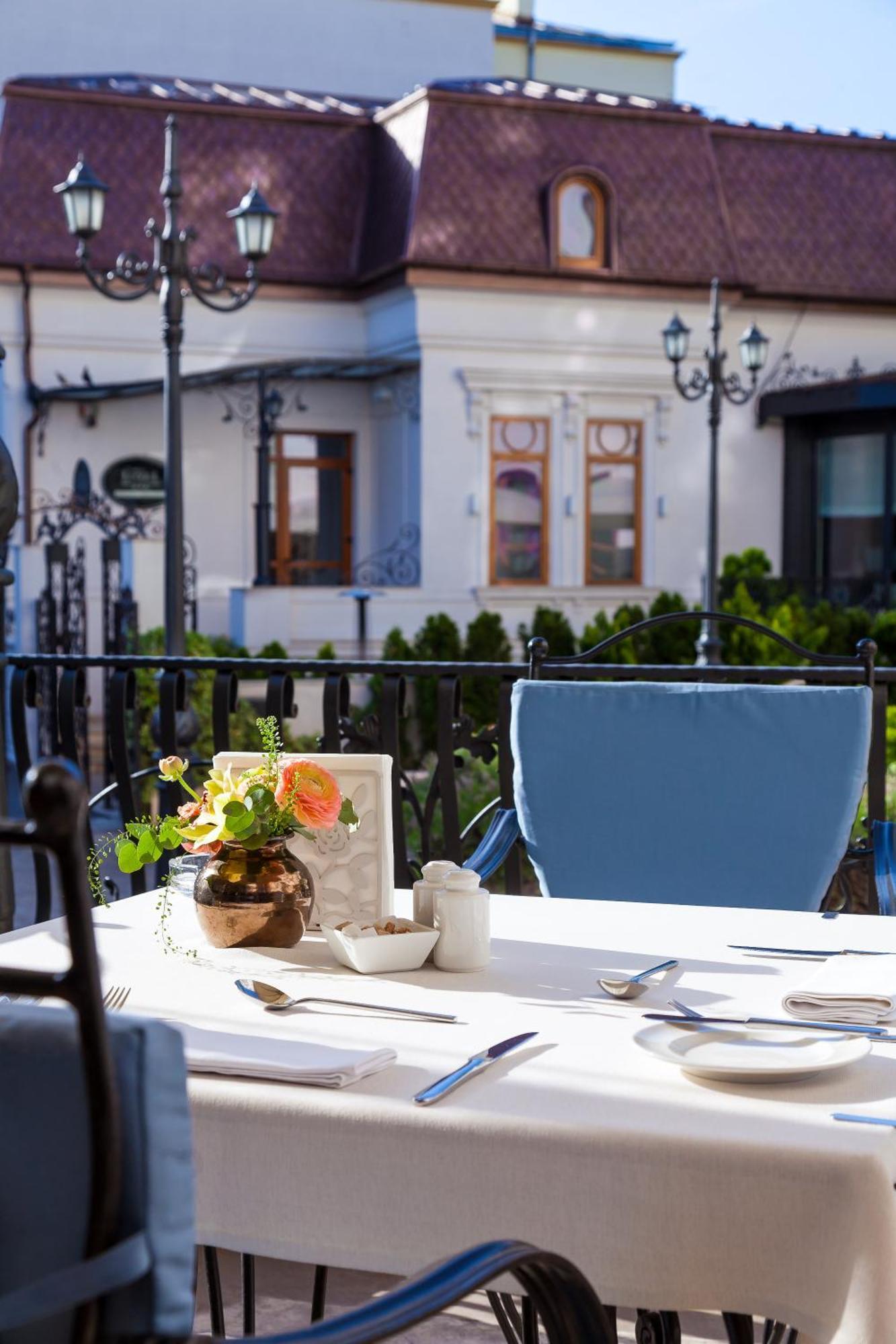 Epoque - Relais & Chateaux 5*