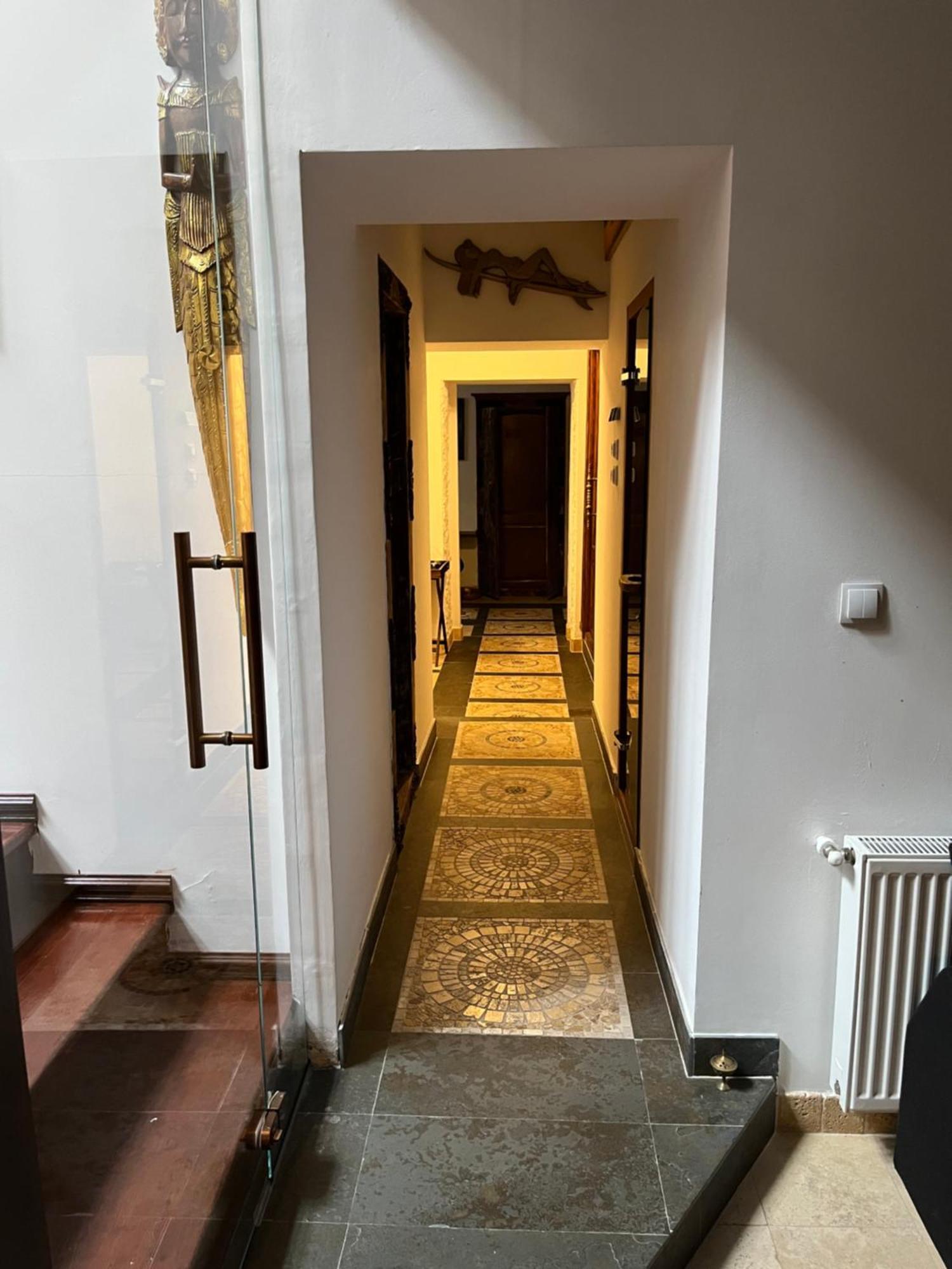 Casa Michelangelo * Bucharest