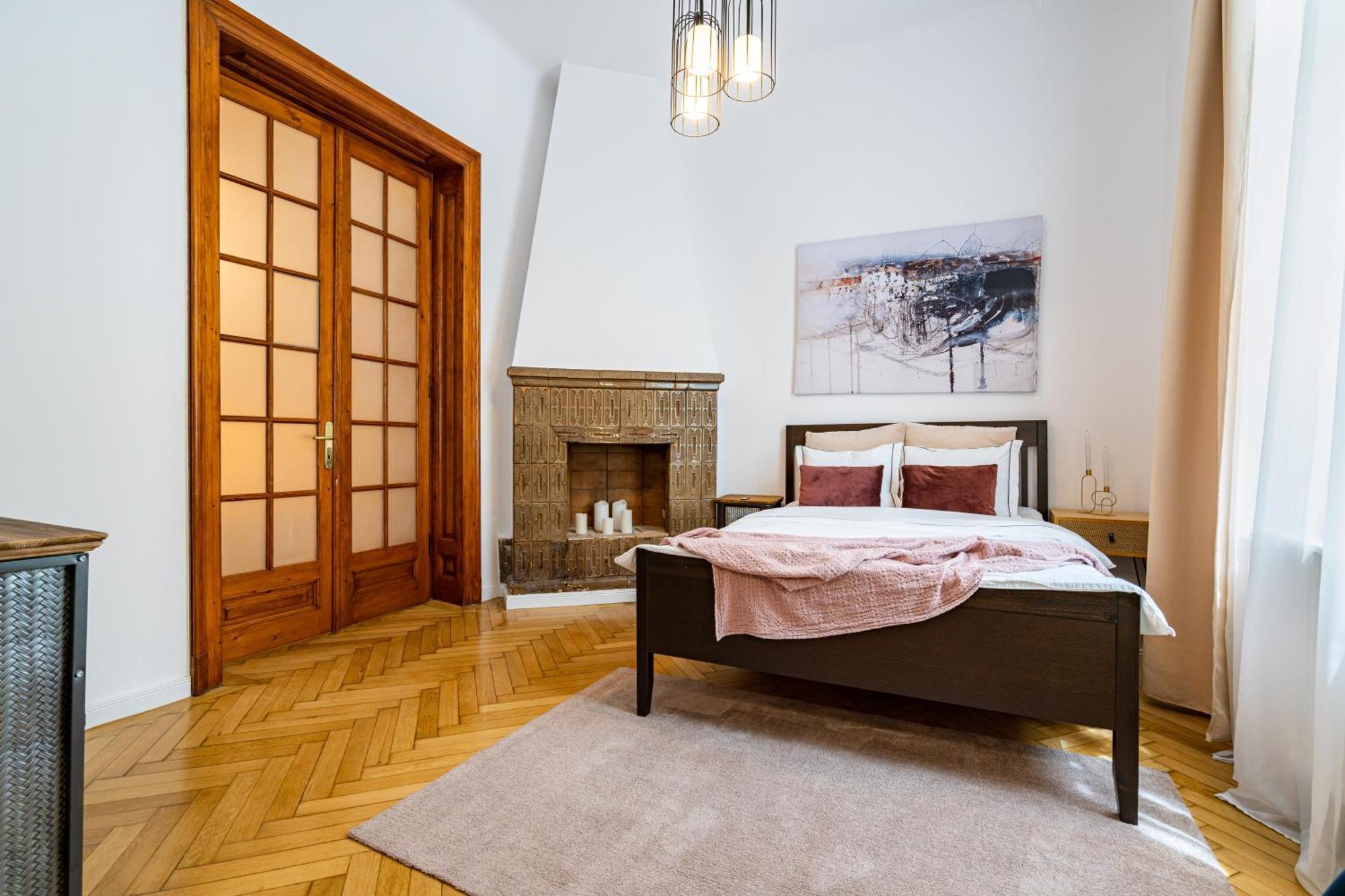 The- Point- 3br Bright Cloud Apartament