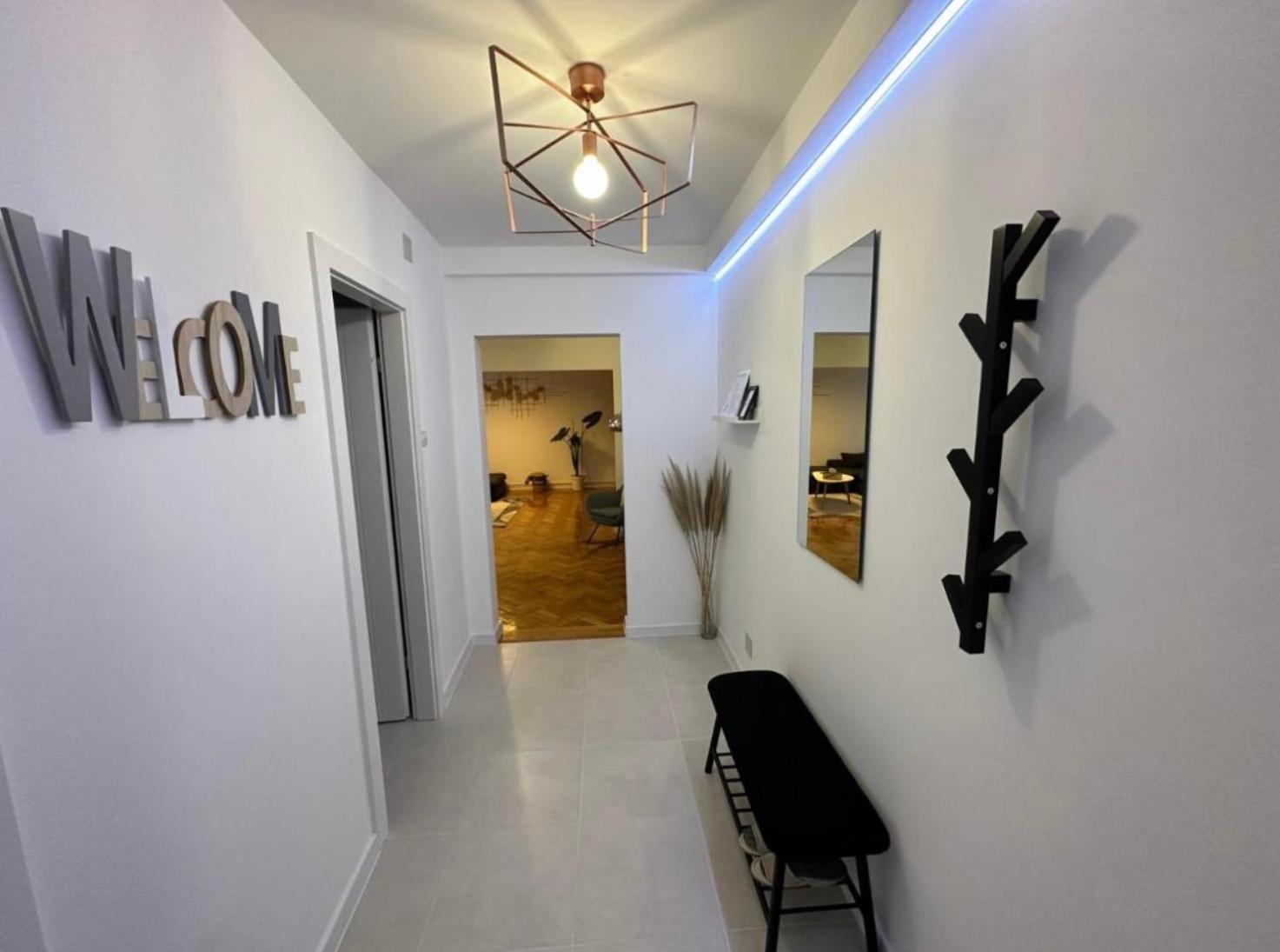 Apartment Miraj Bucharest