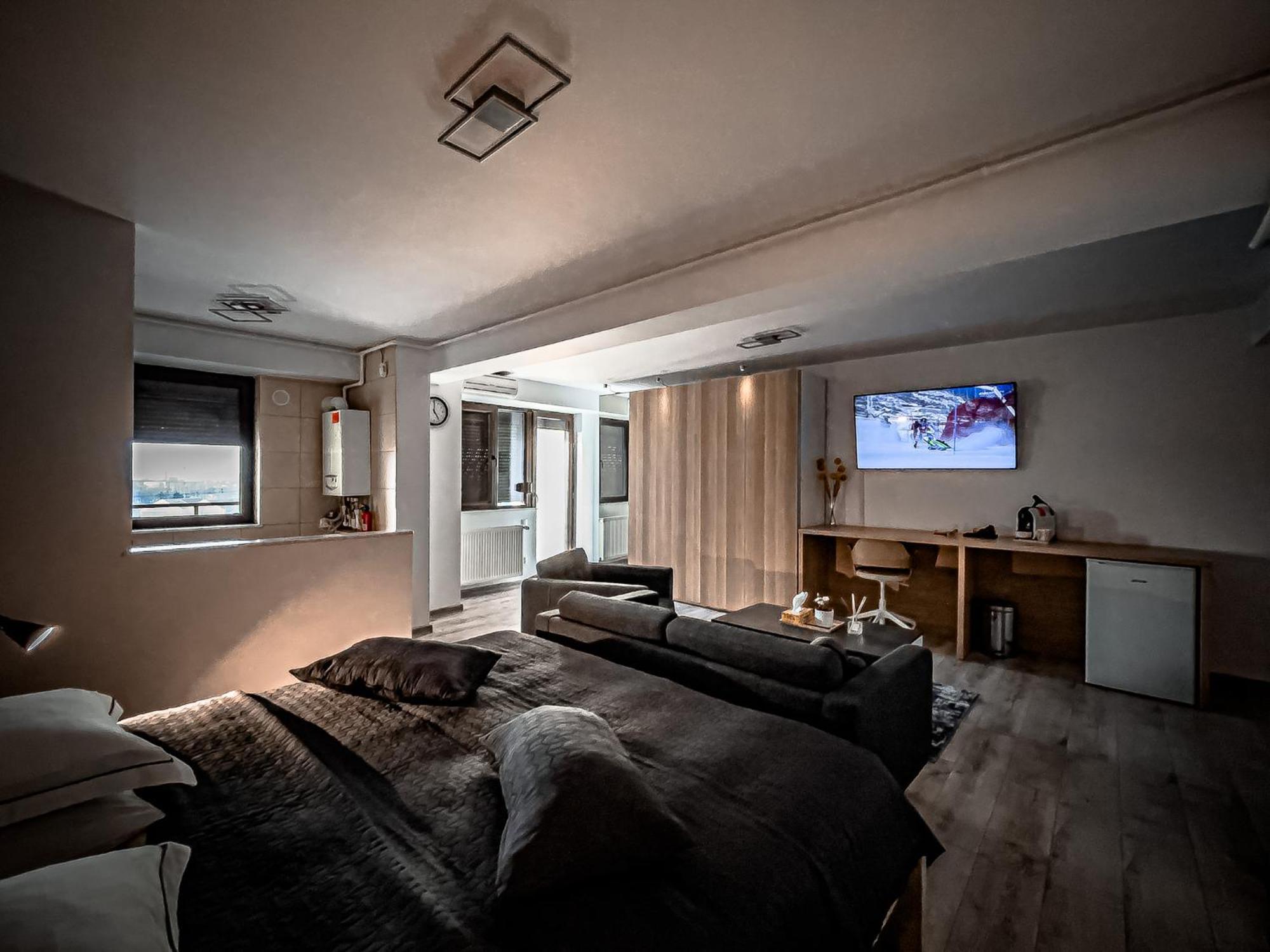 Apartment Shiro *