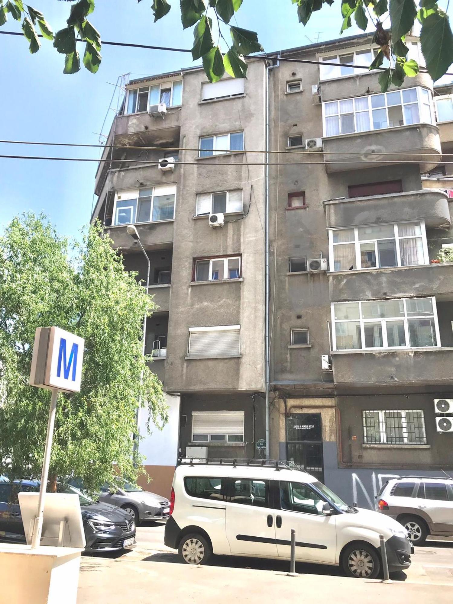 Stefan Cel Mare-central * Bucharest