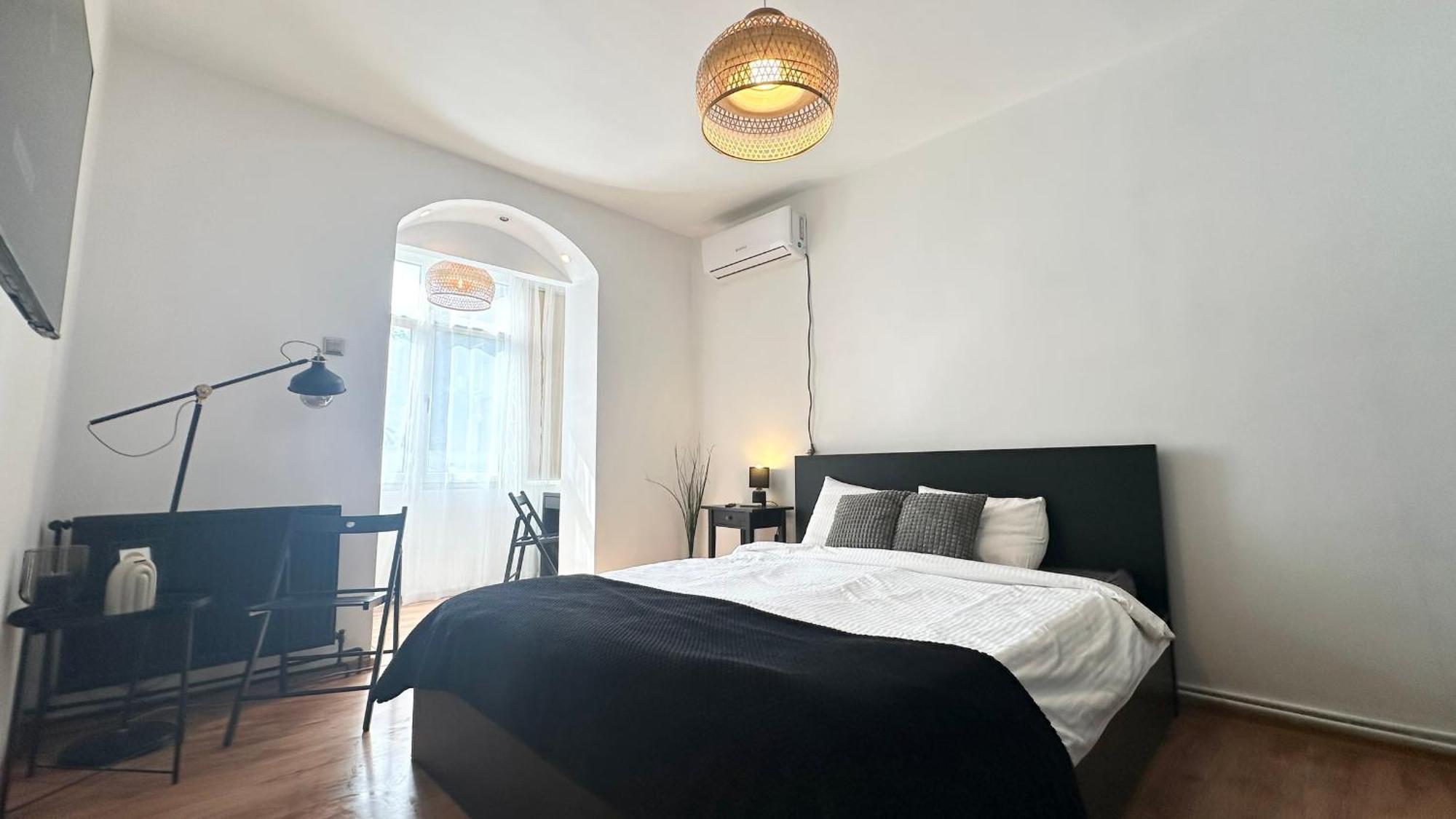 Apartment Retro On Puccini Street, Floreasca *