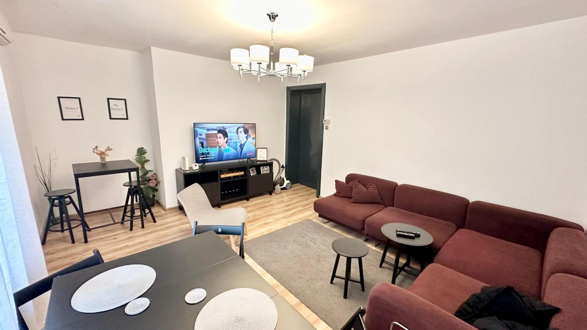 Retro On Puccini Street, Floreasca Apartment