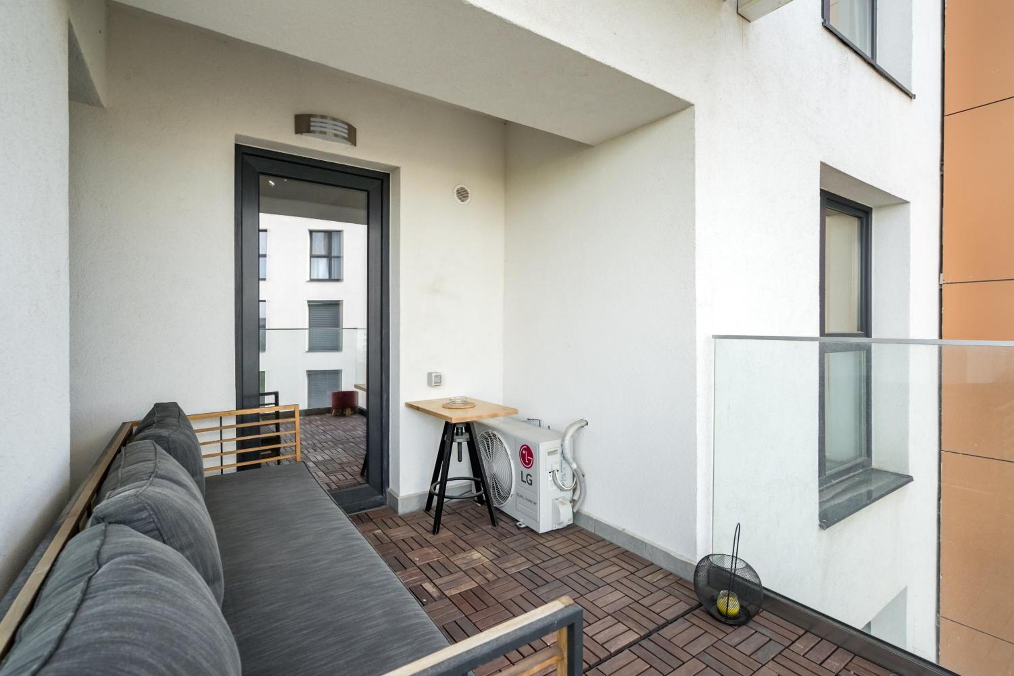 Golden Grove I 1 Bedroom Near Romexpo * Bucharest