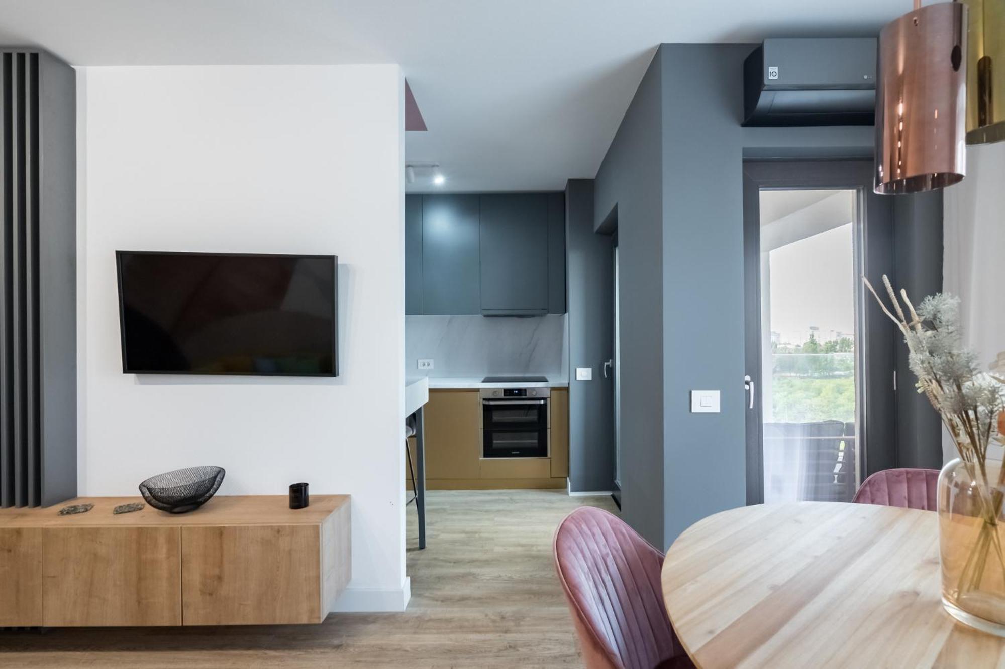 Golden Grove I 1 Bedroom Near Romexpo
