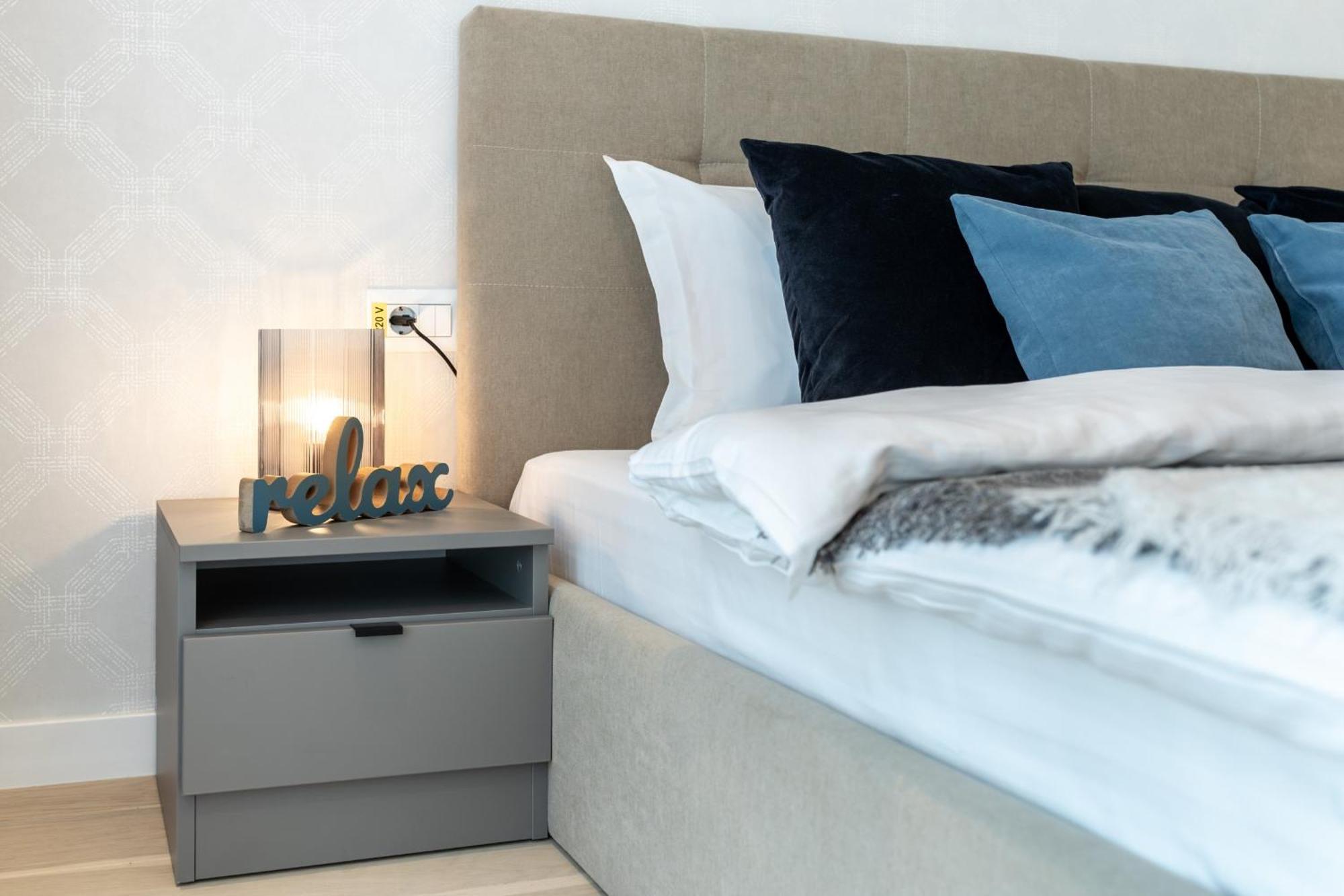 Stylish 1br With Balcony In Vibrant Business Area * Bucharest