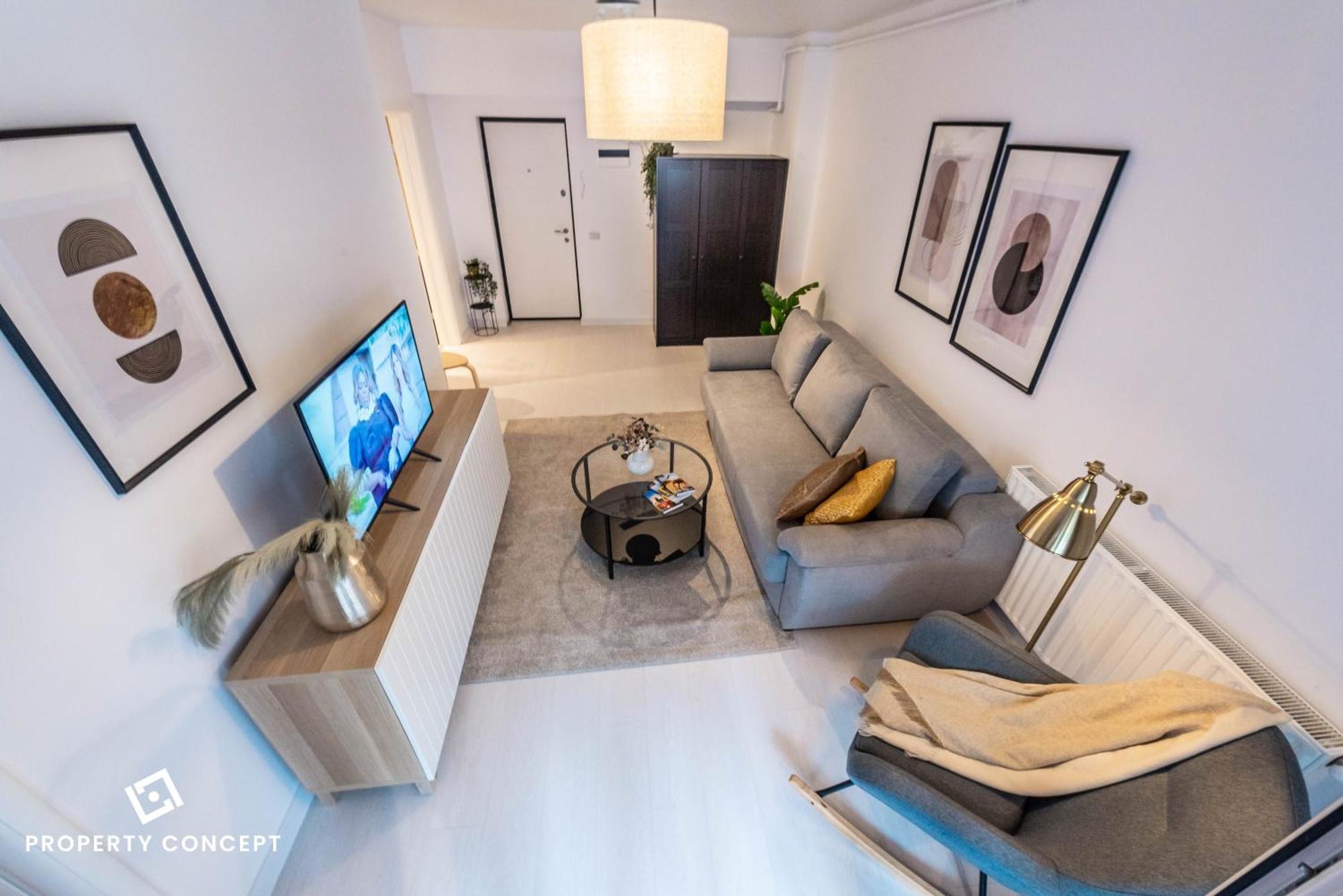 Apartment Address 112b4 *
