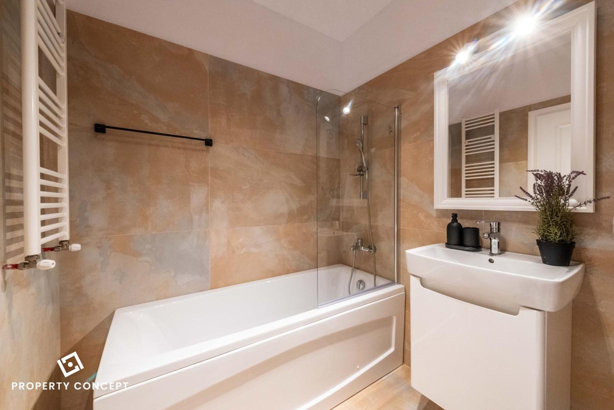 Address 112b4 Apartment Bucharest