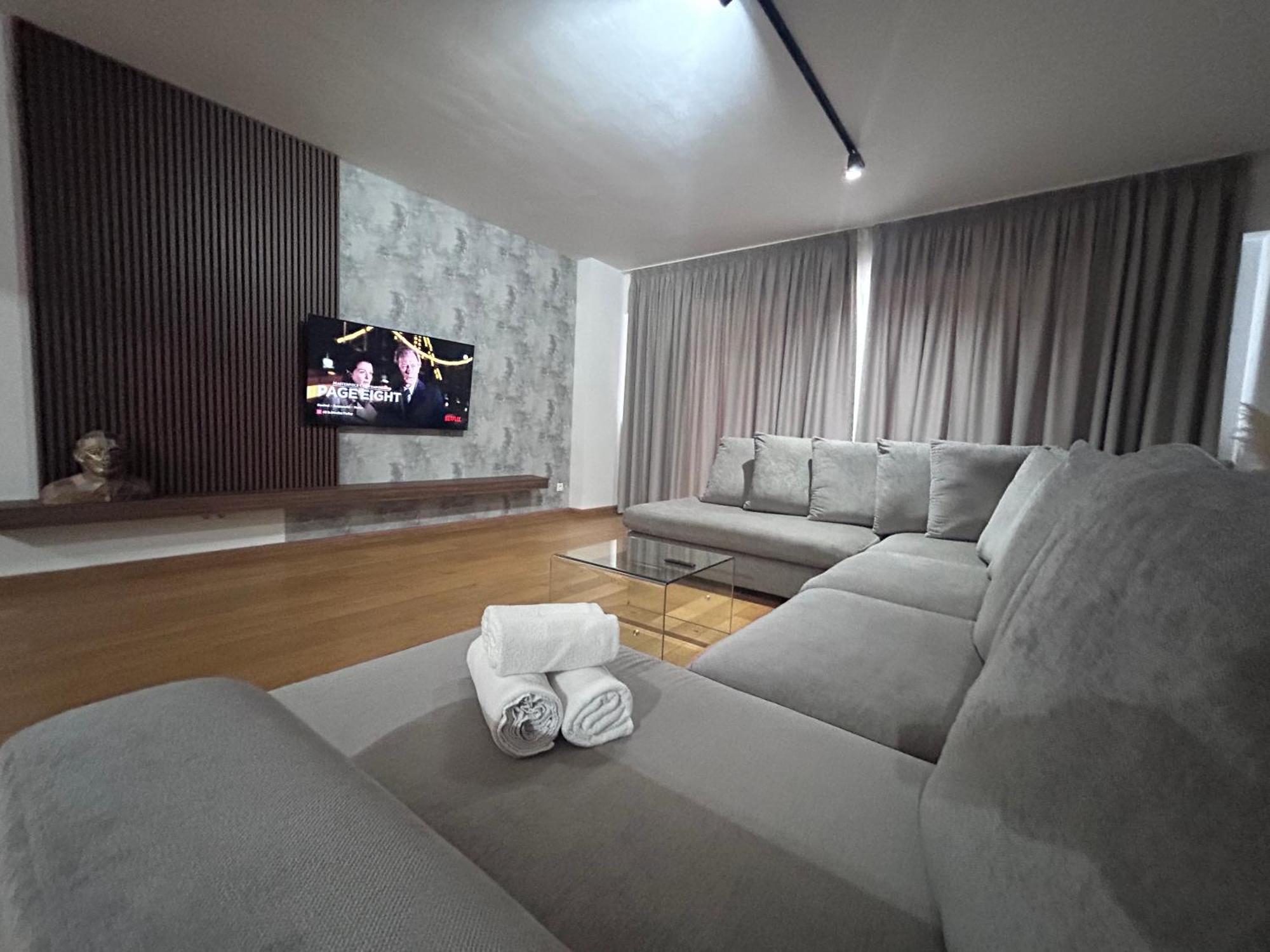 365 In Apartment Bucharest