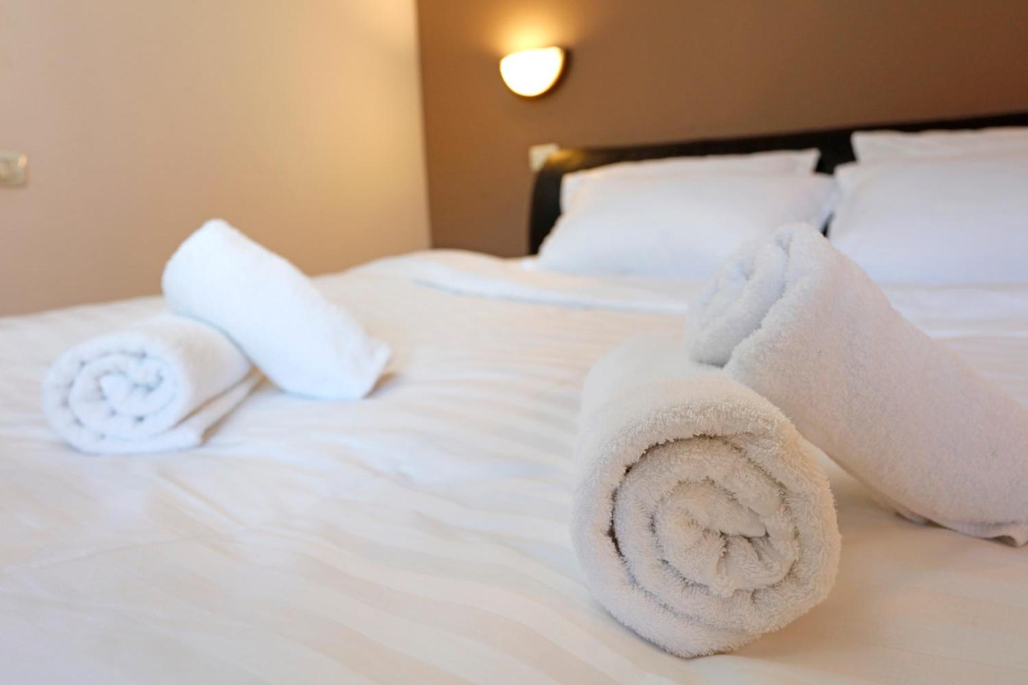 Near Old Town - Chill & Relax - 3Bdr Cozy & Roomy Apartment Bucharest