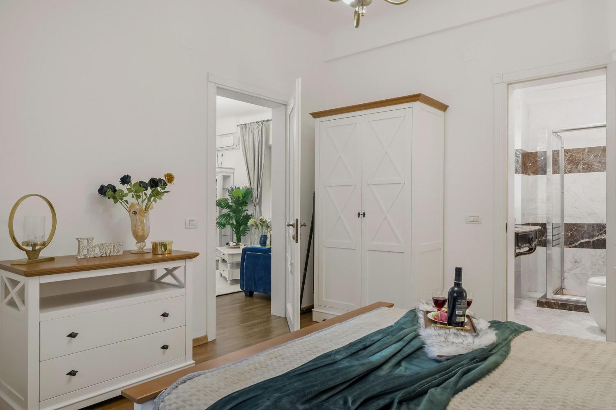Sweet Luxury Three City Center Universitate