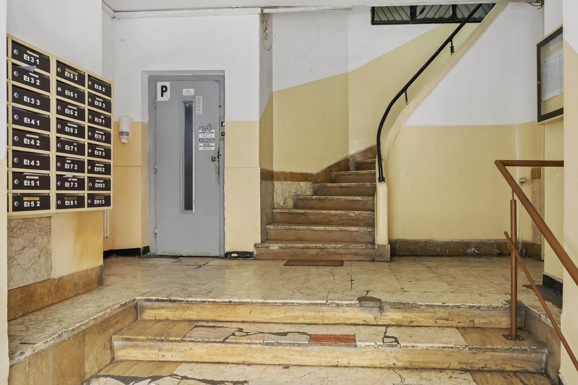 Sweet Luxury Three City Center Universitate Apartment Bucharest
