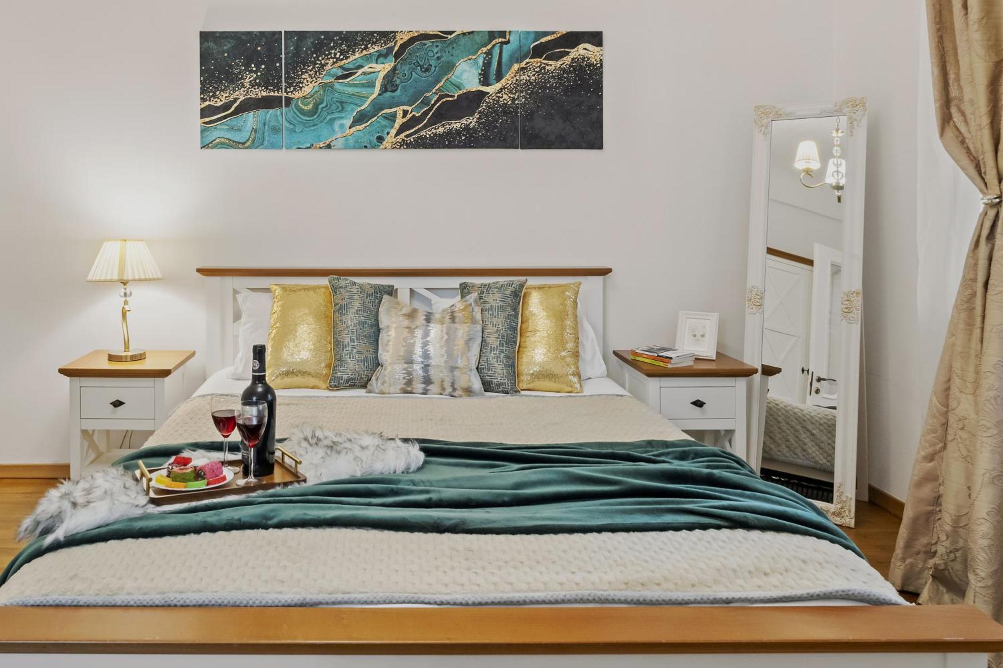 Sweet Luxury Three City Center Universitate Bucharest