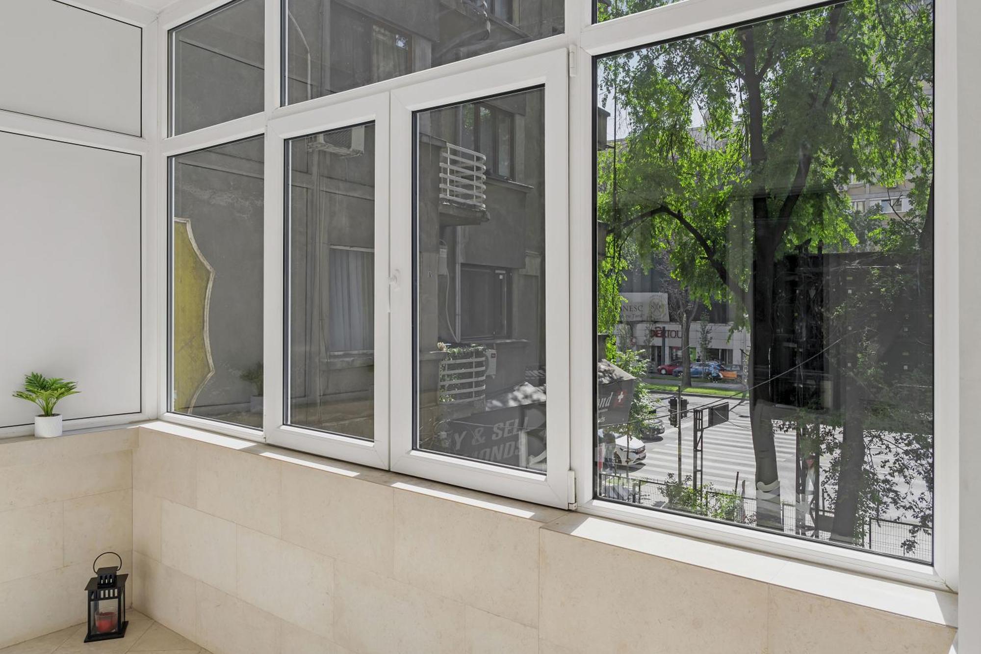 Sweet Luxury Three City Center Universitate