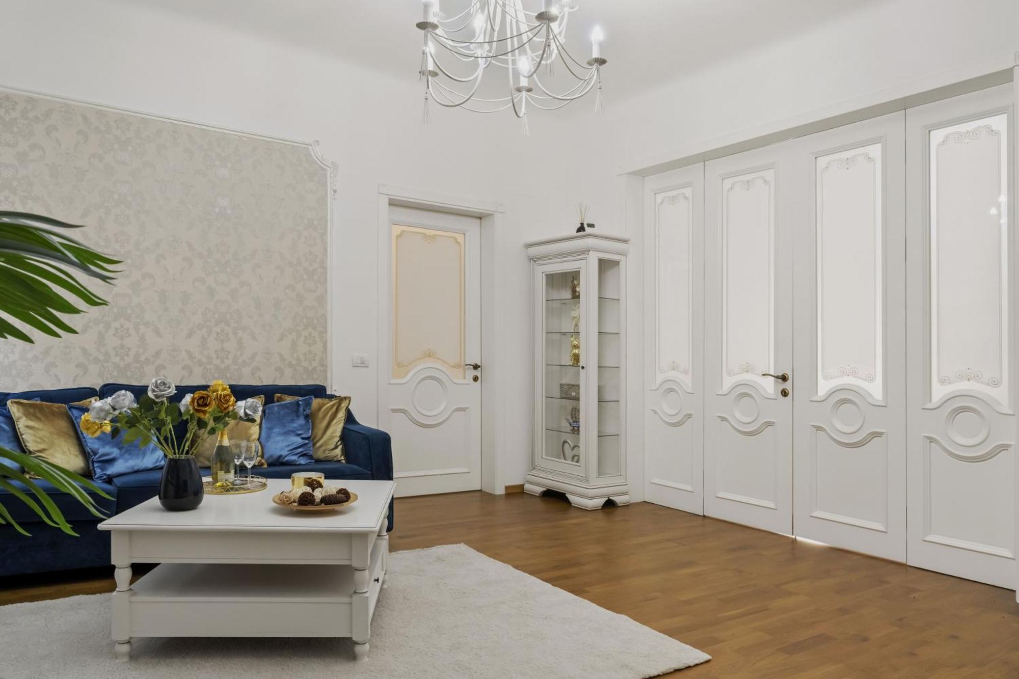 Sweet Luxury Three City Center Universitate Bucharest