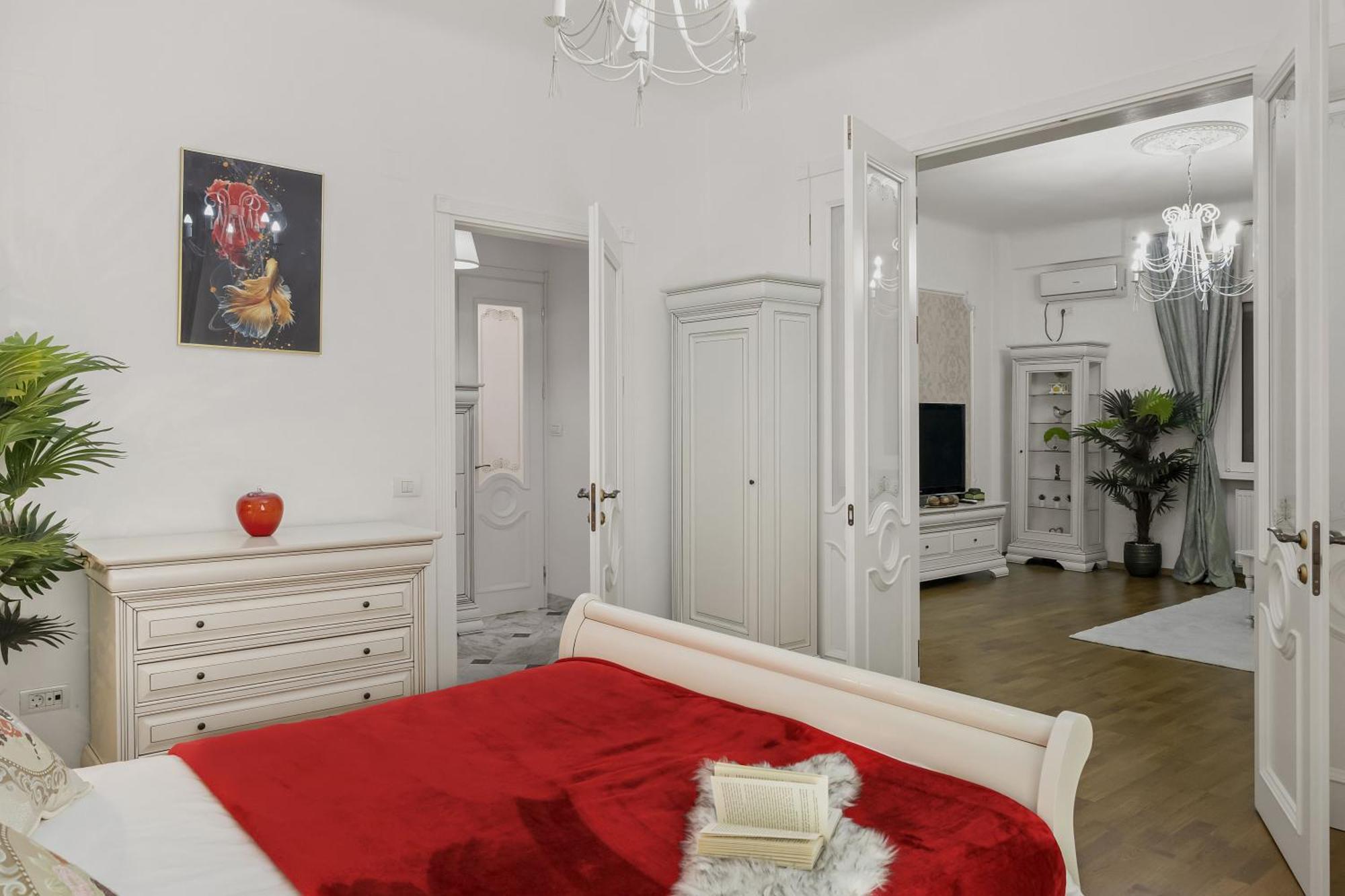 Apartment Sweet Luxury Three City Center Universitate Bucharest
