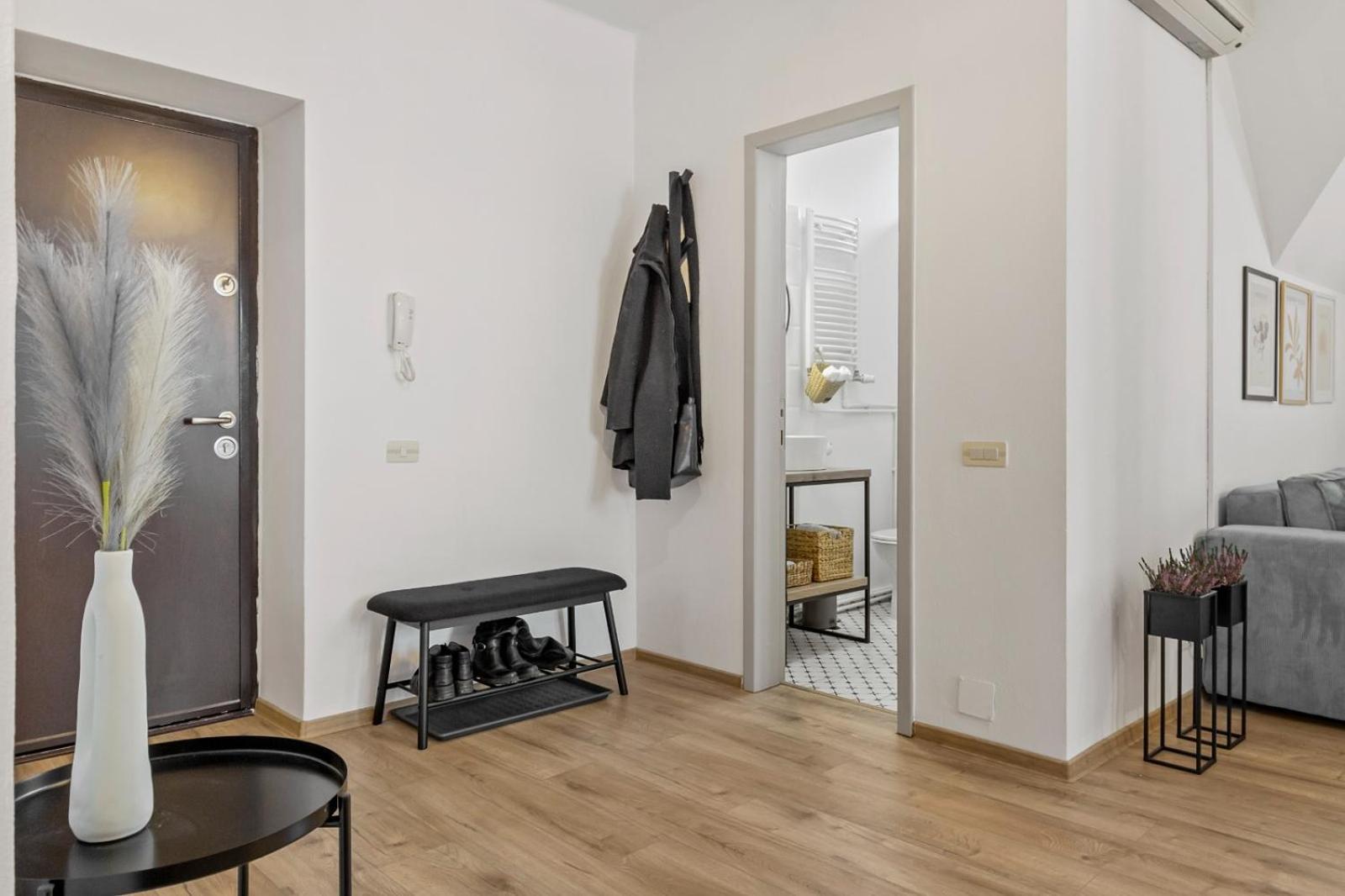 Herman Park View Cozy Apartment Bucharest